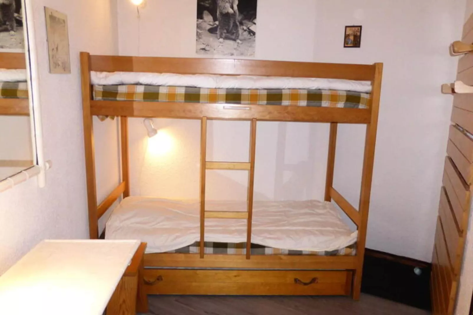 Résidence Le Brulaz-Buitenkant zomer