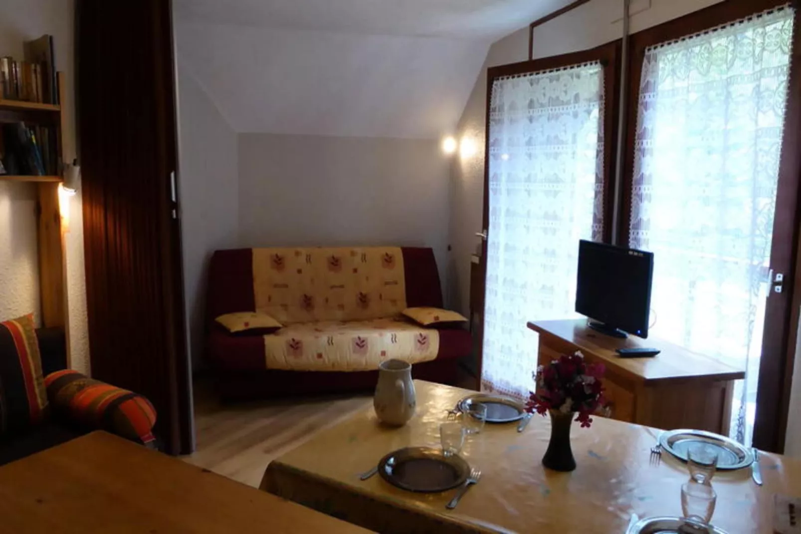 Résidence Borgia-Buitenkant zomer