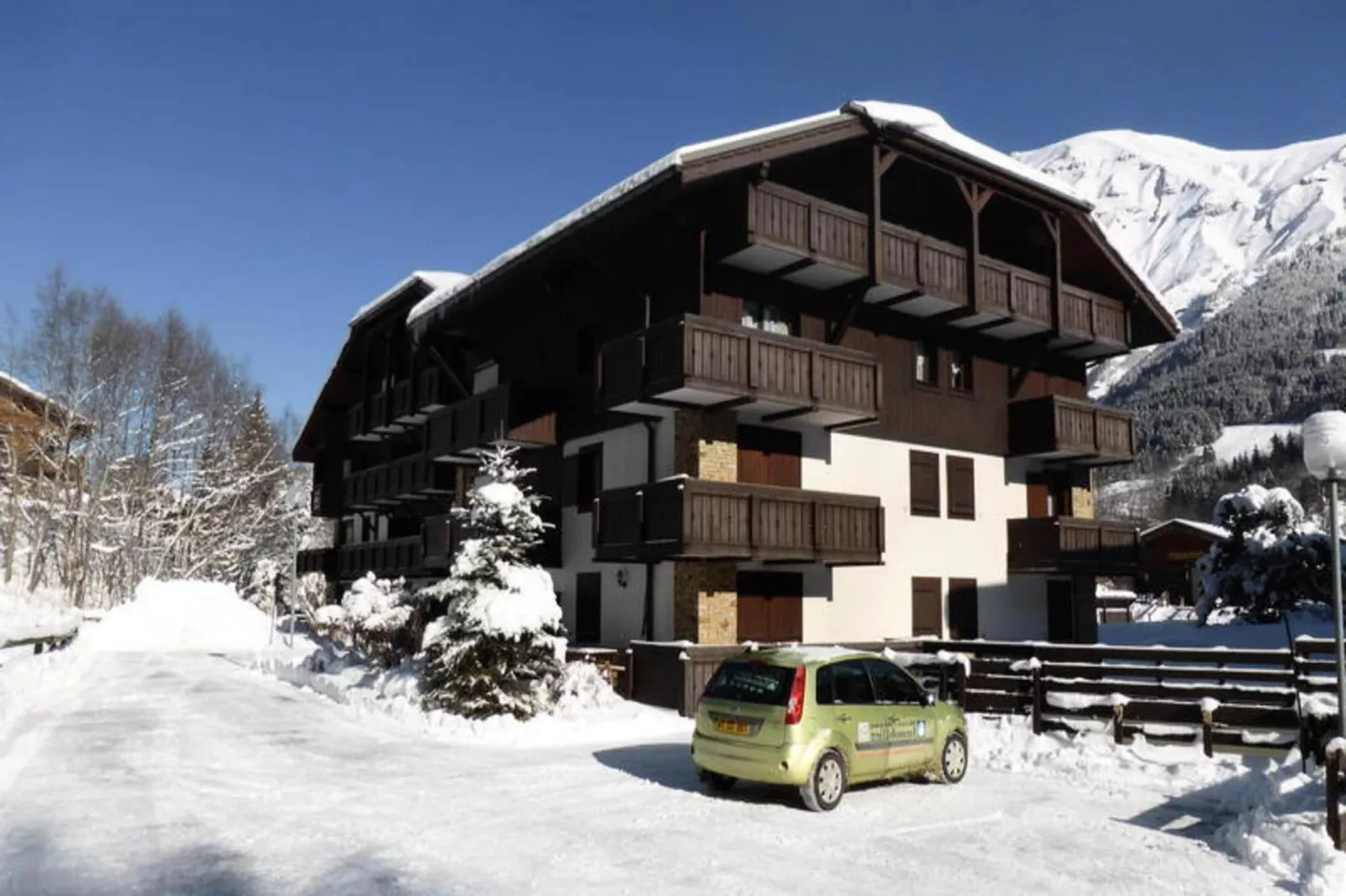 Résidence Les Cimes D'or A-Buitenkant zomer