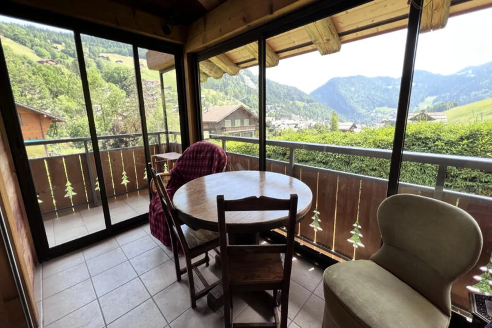 Chalets à La Clusaz-Eetkamer