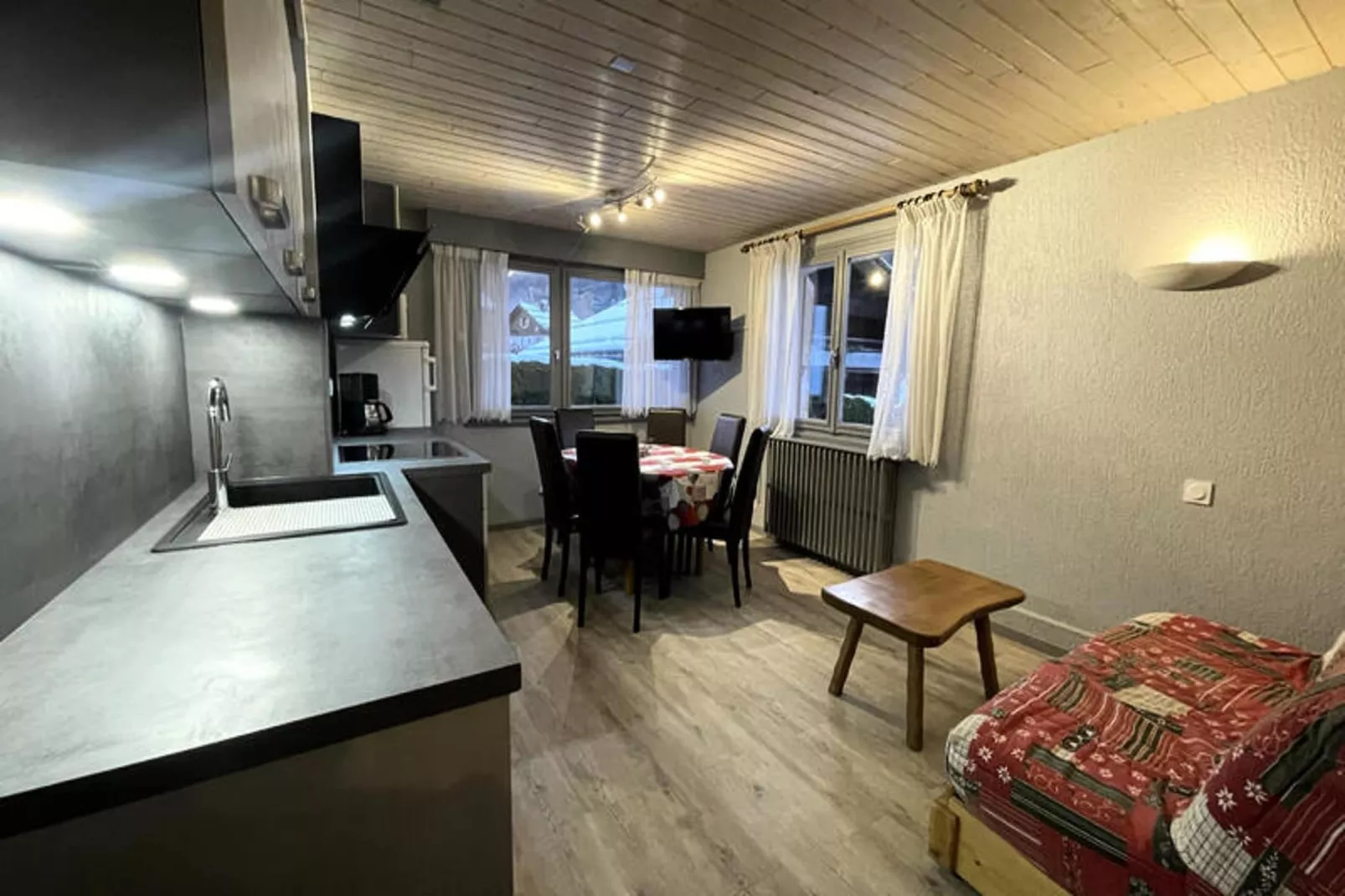 Appartements à La Clusaz-Buitenkant zomer