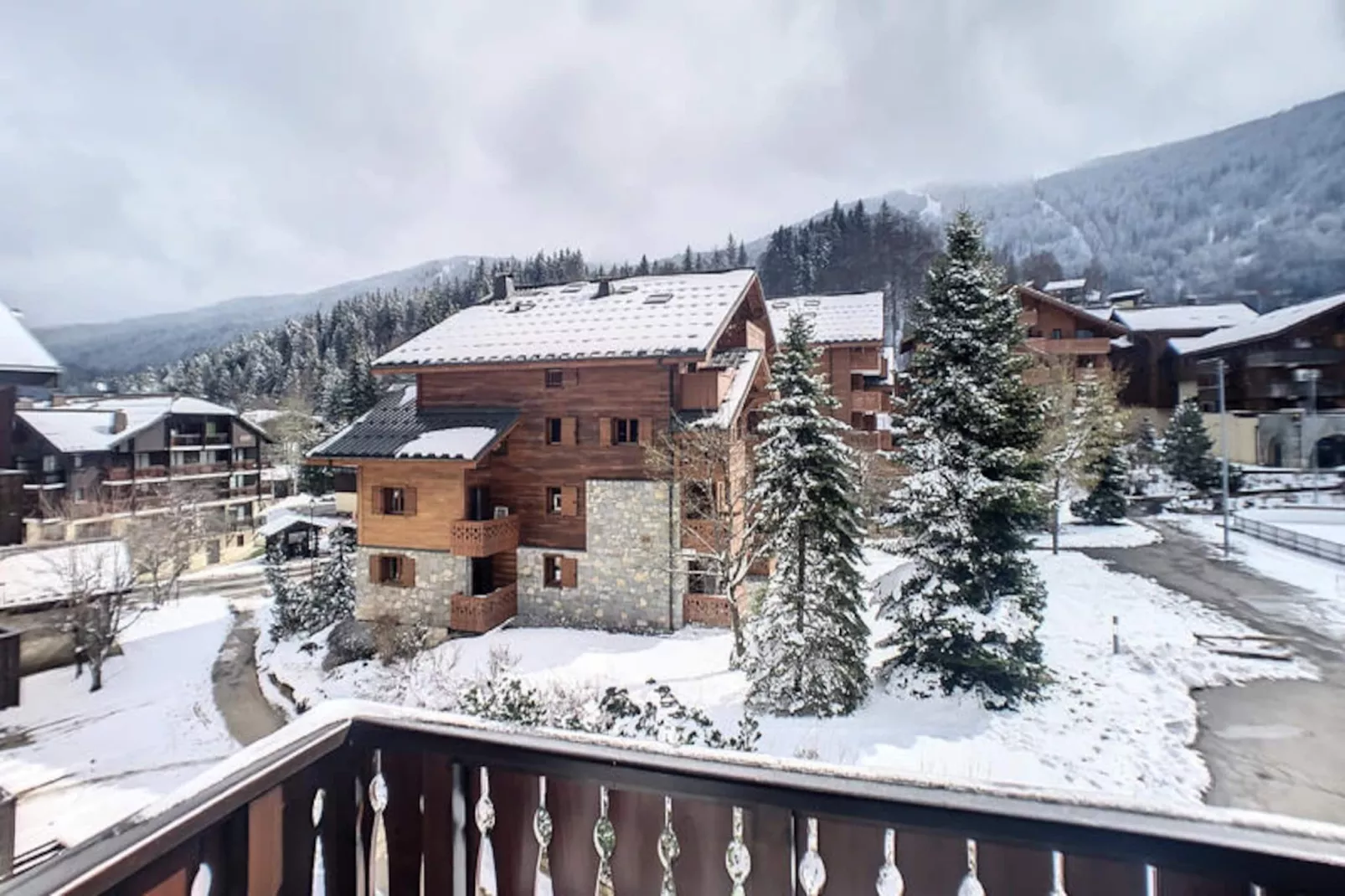 Appartements à Les Carroz-d'Arâches-Image-tags.