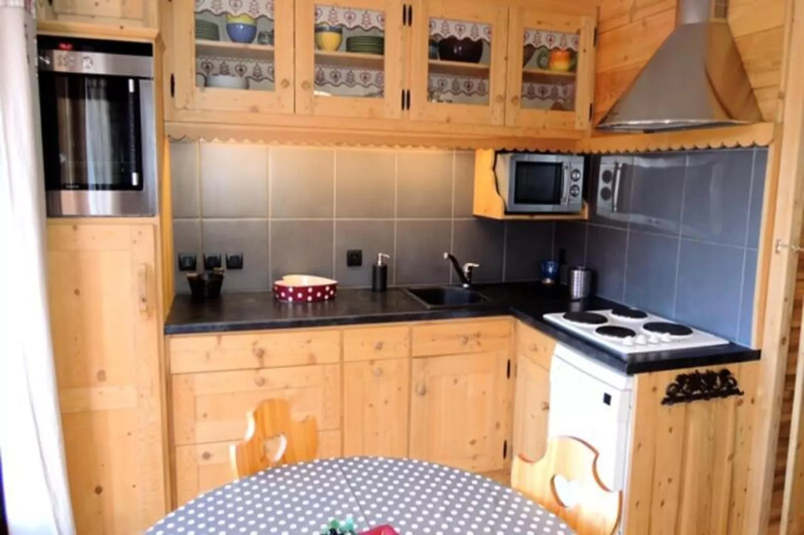 Résidence Les Balcons De Chatel-Keuken