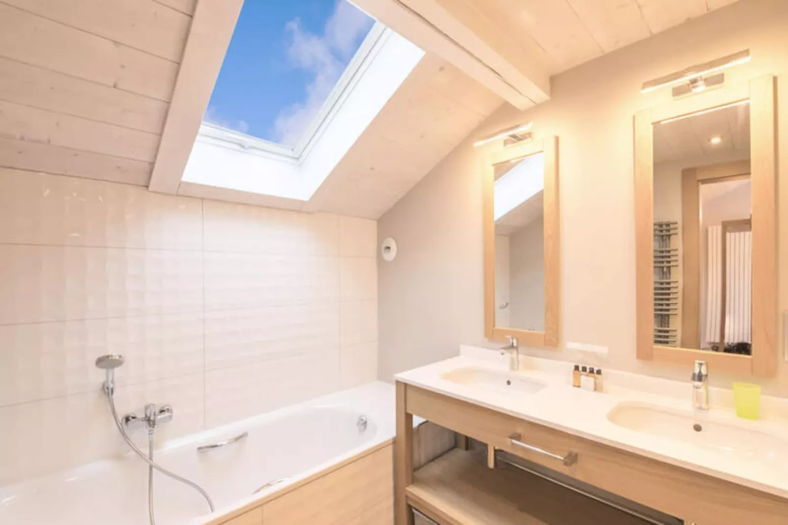 Résidence Sixtine-Image-tags.