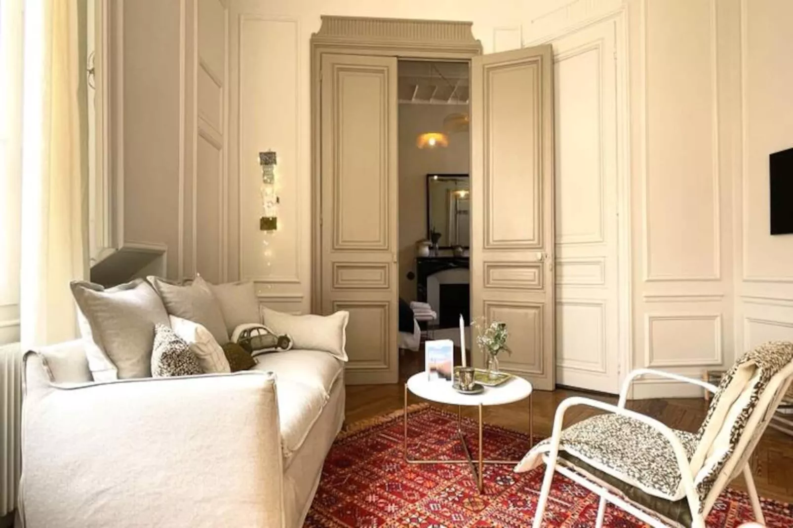 🌟 Le Crosne - Parking - Standing - Calme-Image-tags.