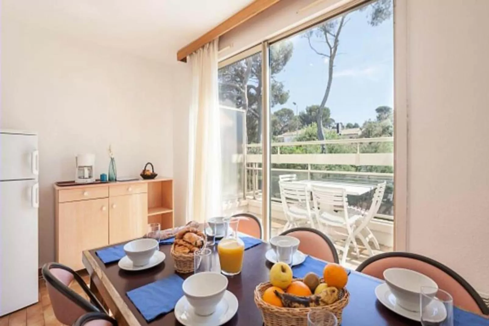 Résidence Pierre & Vacances La Corniche d'Or-Eetkamer