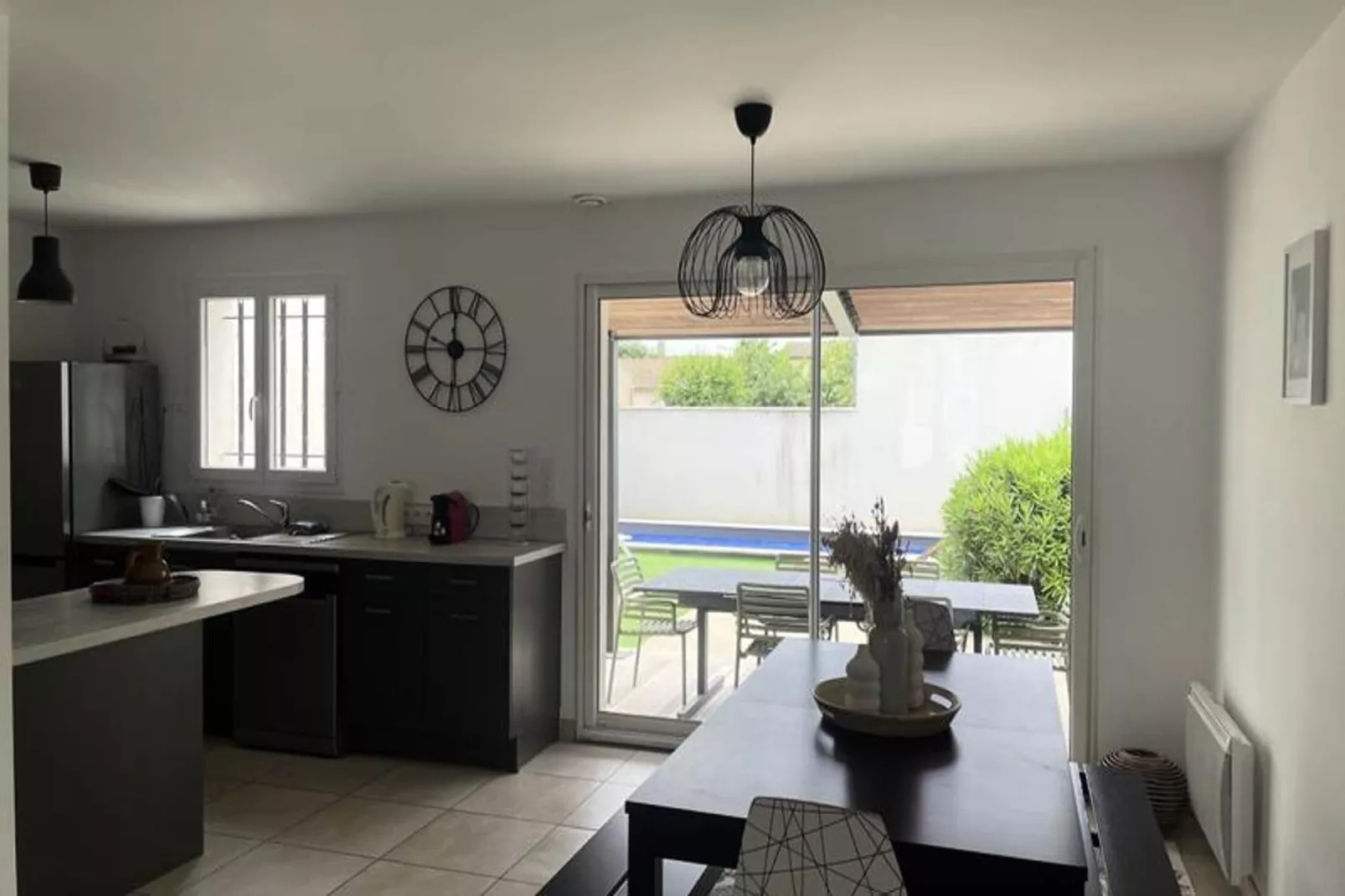 Villa Lisa - Piscine Chauff&eacute;e Proche Du Centre Historique-Eetkamer