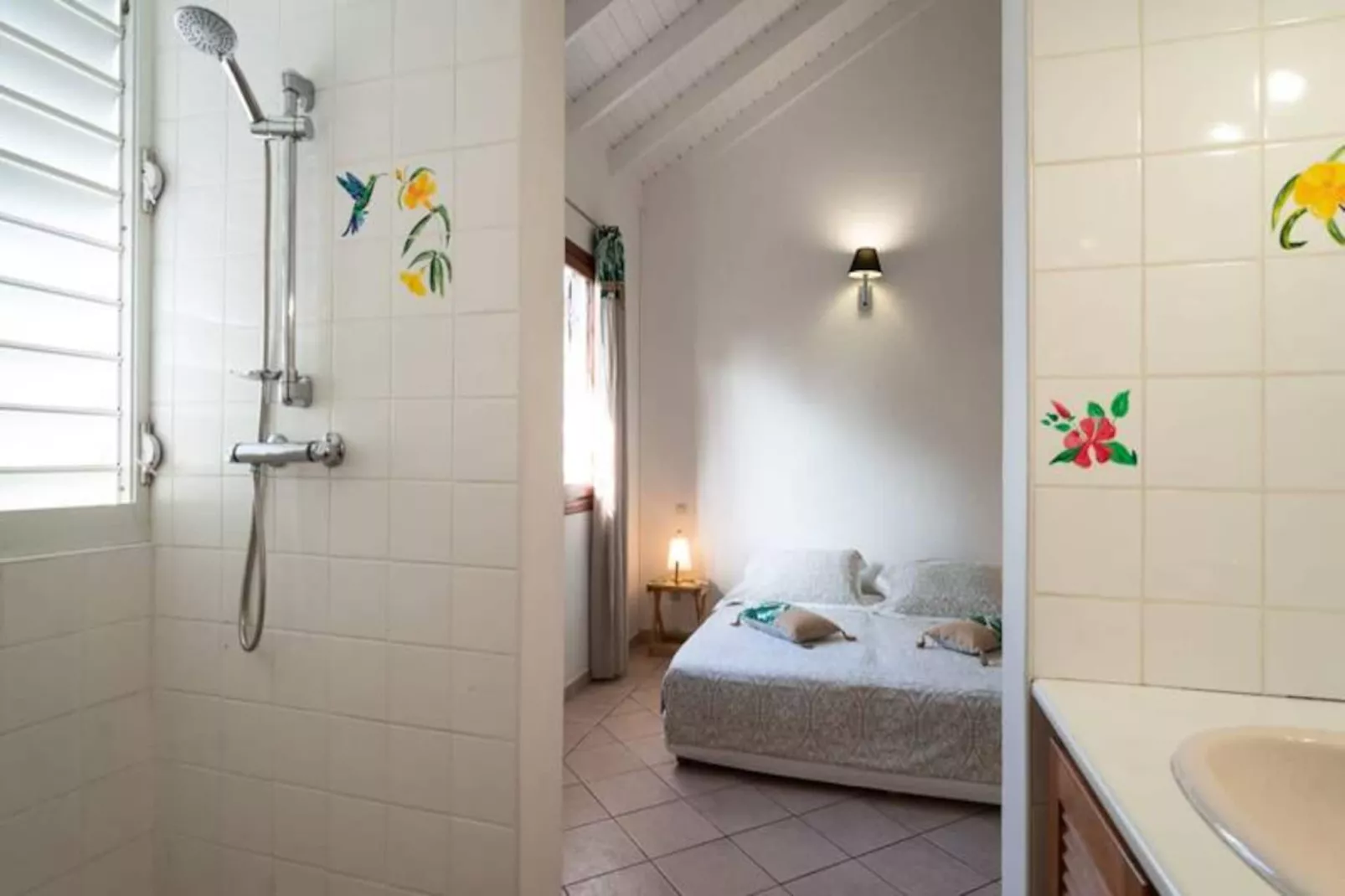 Villa Secr&egrave;te-Image-tags.