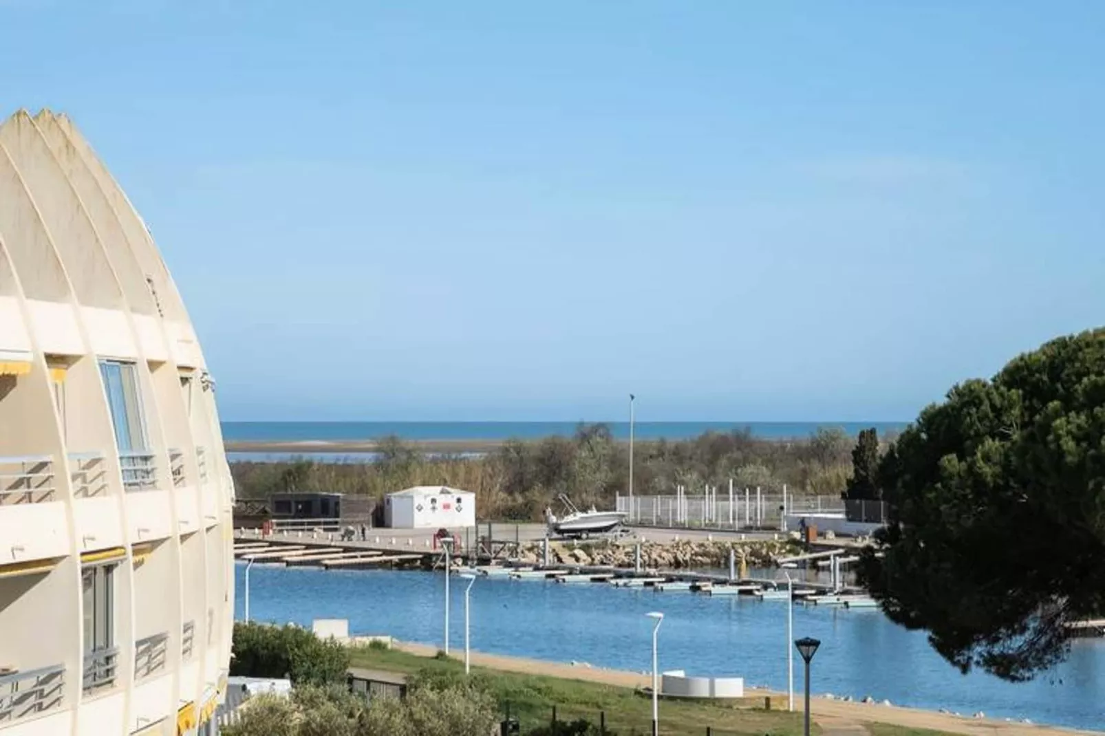 Résidence " La Lagune"-Uitzicht zomer