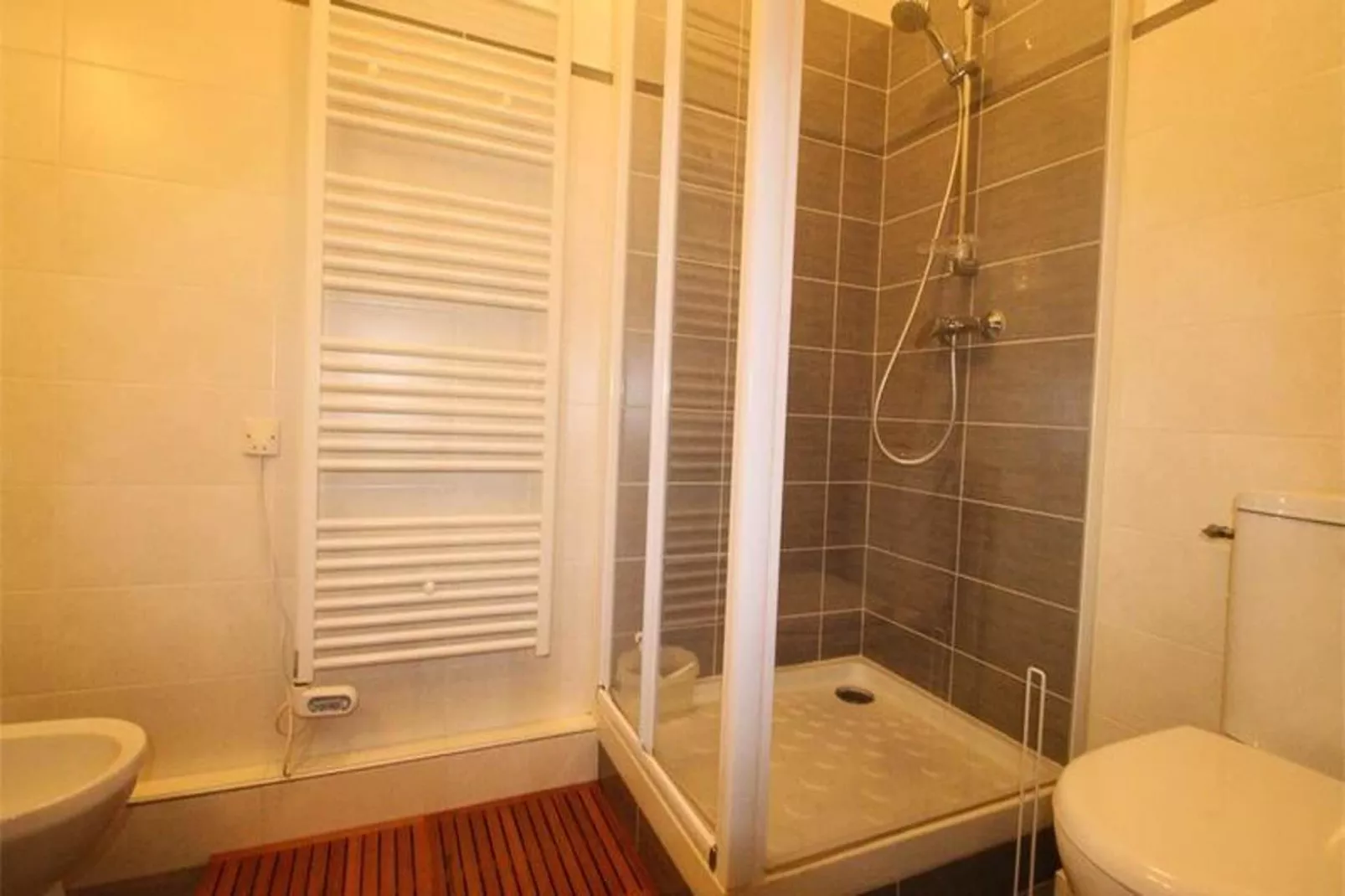 Résidence Palais D'etigny-Badkamer