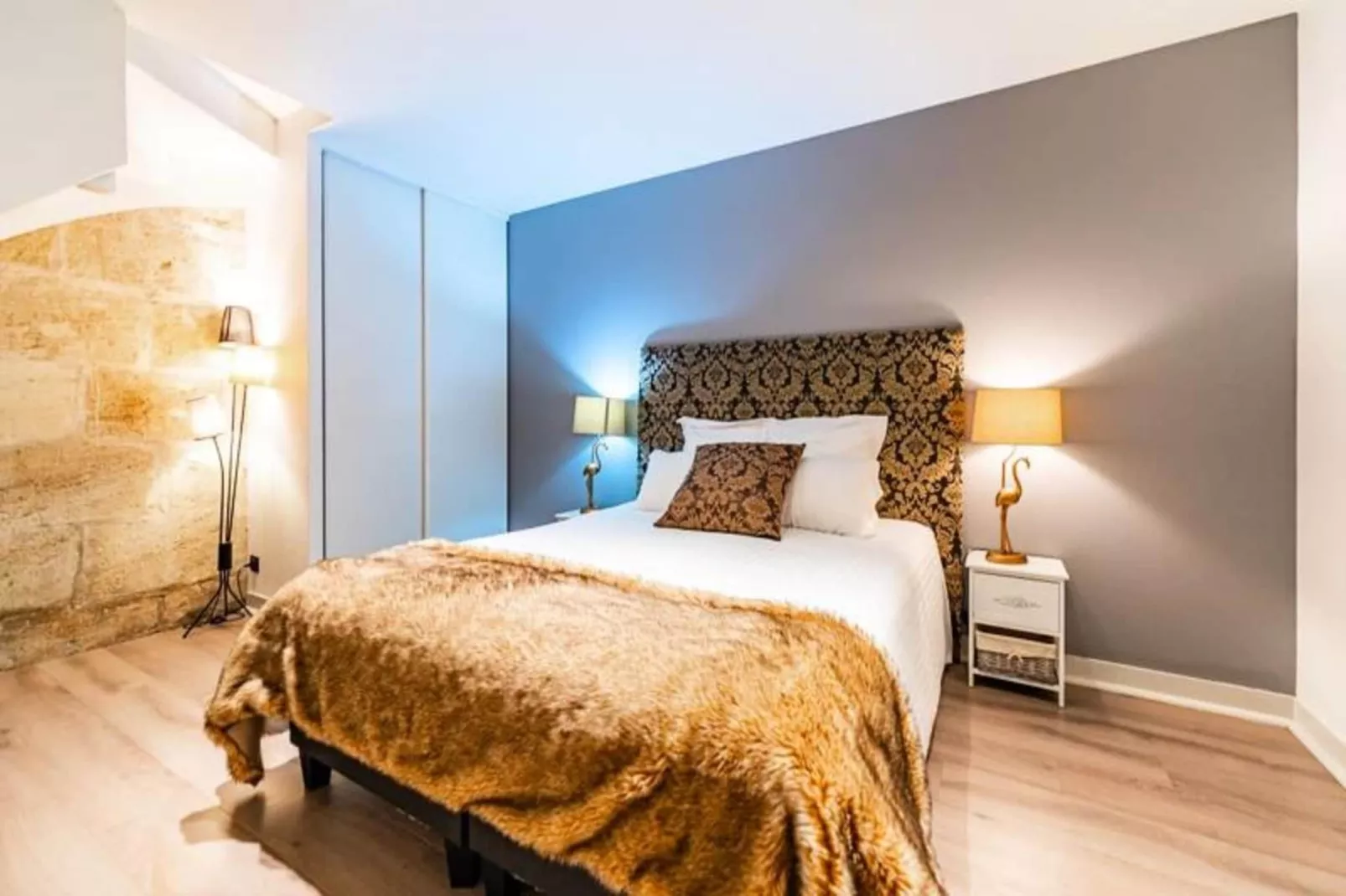 Magnifique  Appartement Au C&oelig;ur Du Quartier Historique Saint-michel-Sfeer