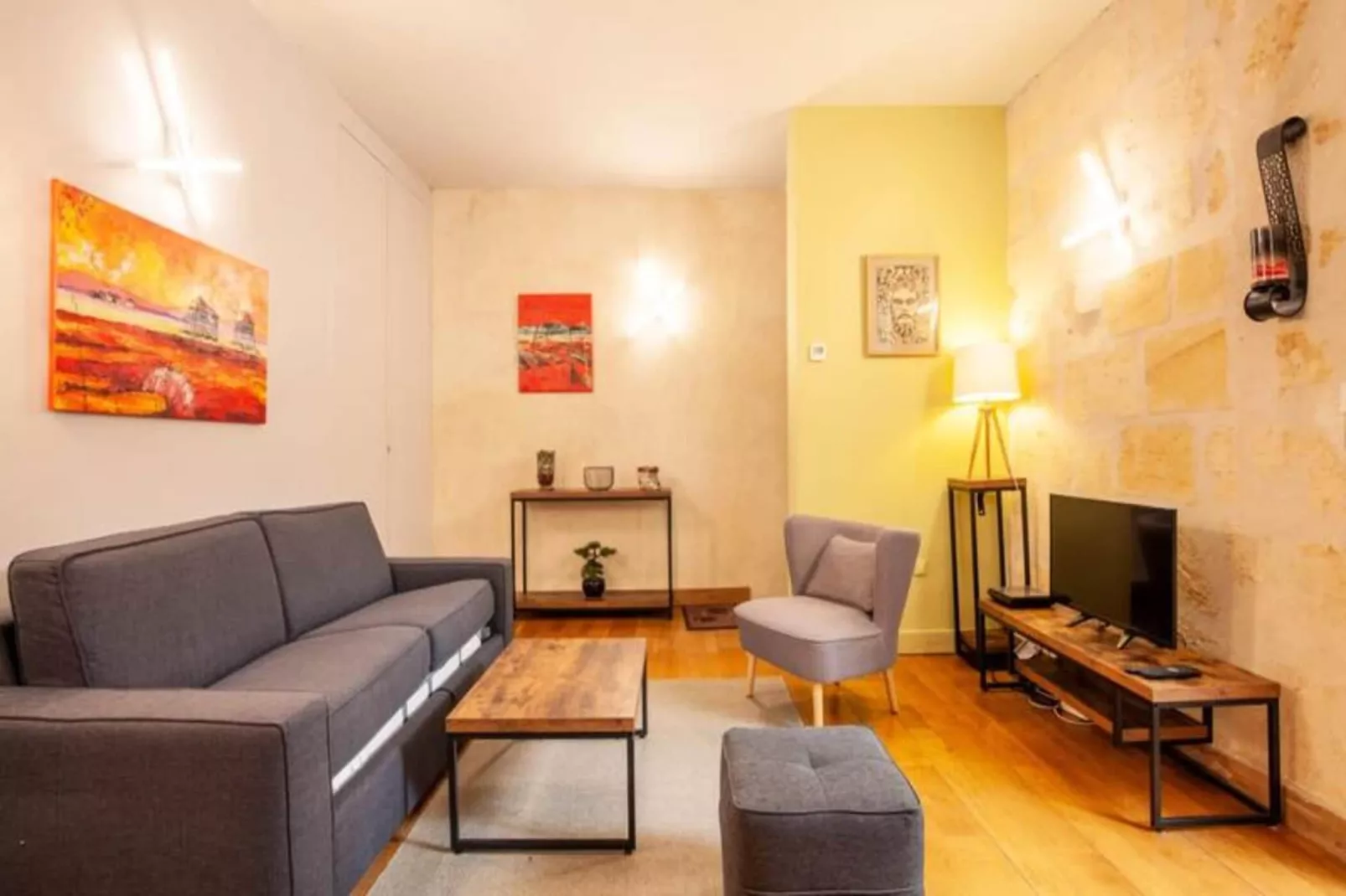 Superbe Appartement &agrave; La Belle Pierre Pour 4 Dans La Rue Des Antiquaires-Buitenkant zomer