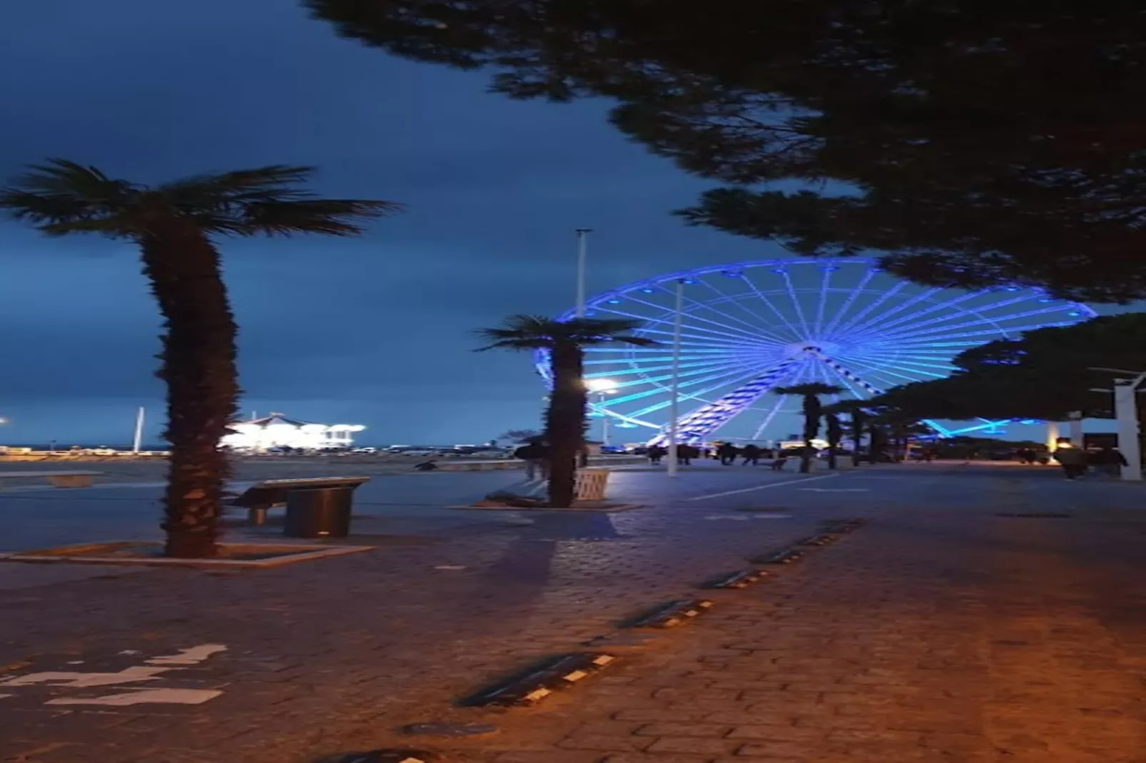 Résidence La Croisette-Buitenkant zomer