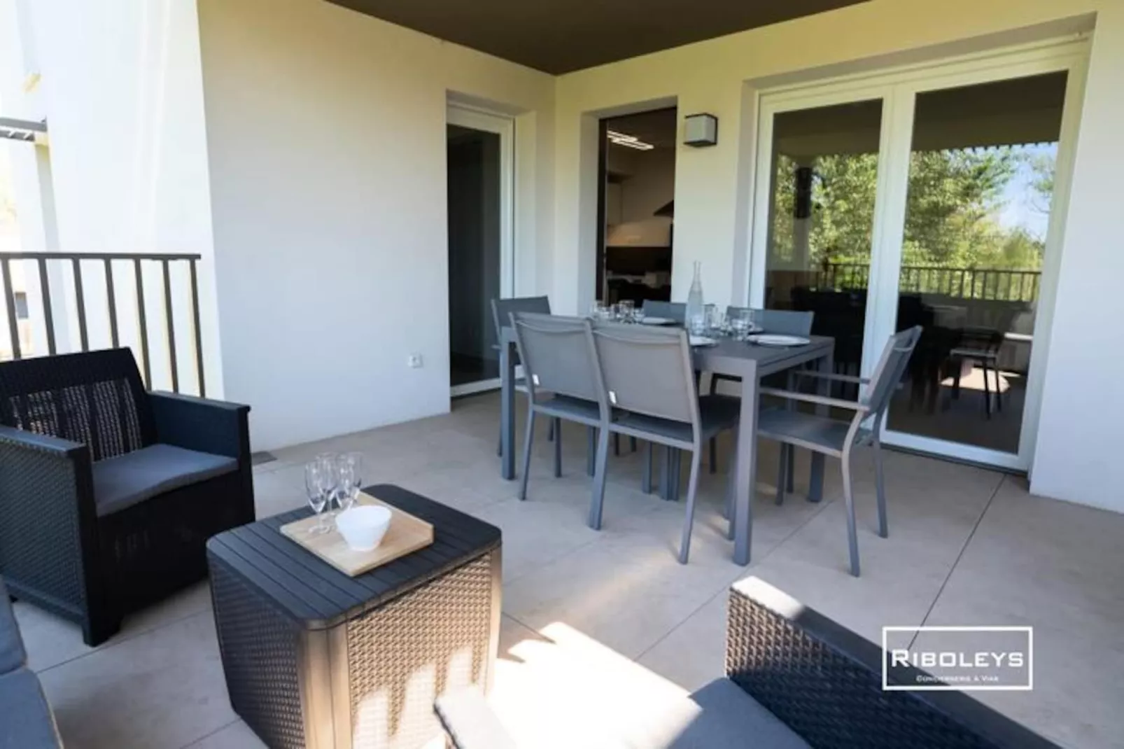 T4 Climatis&eacute; Avec Piscine &agrave; 400m De La Mer-Image-tags.