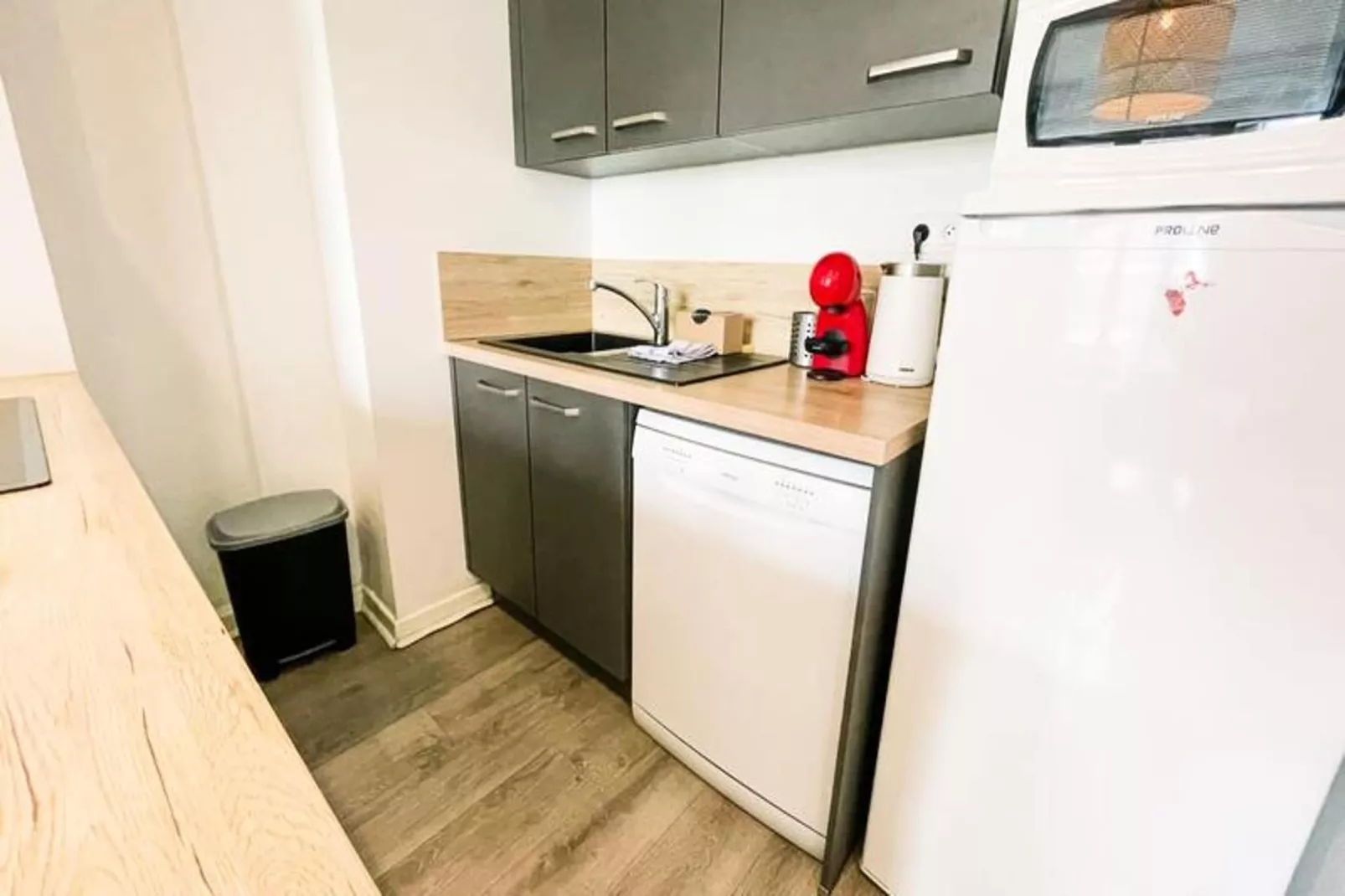 | Blue Lagoon 🩵| T3 6 Pax | Caserne De Bonne-Keuken