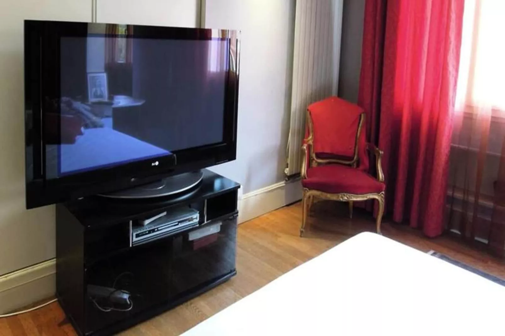 | Le Fantasque💃🏻| Hyper-centre, Commerces &agrave; Proximit&eacute; | T2-Slaapkamer