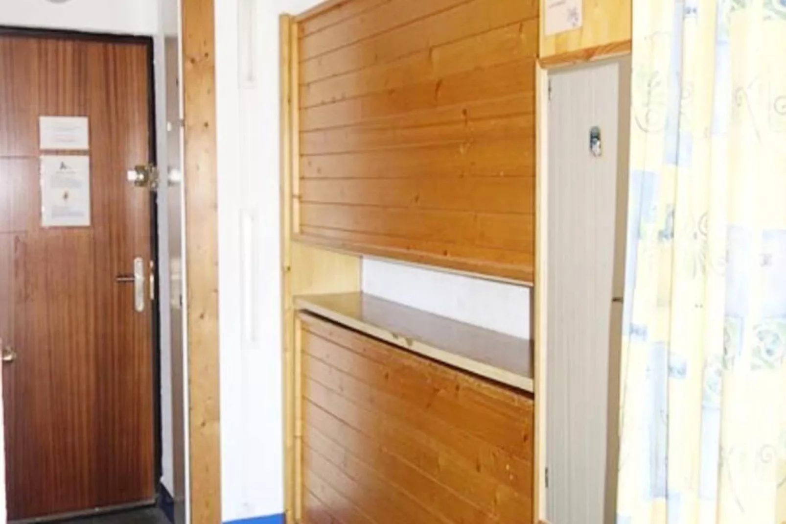 Résidence Menandiere-Hal-ontvangst