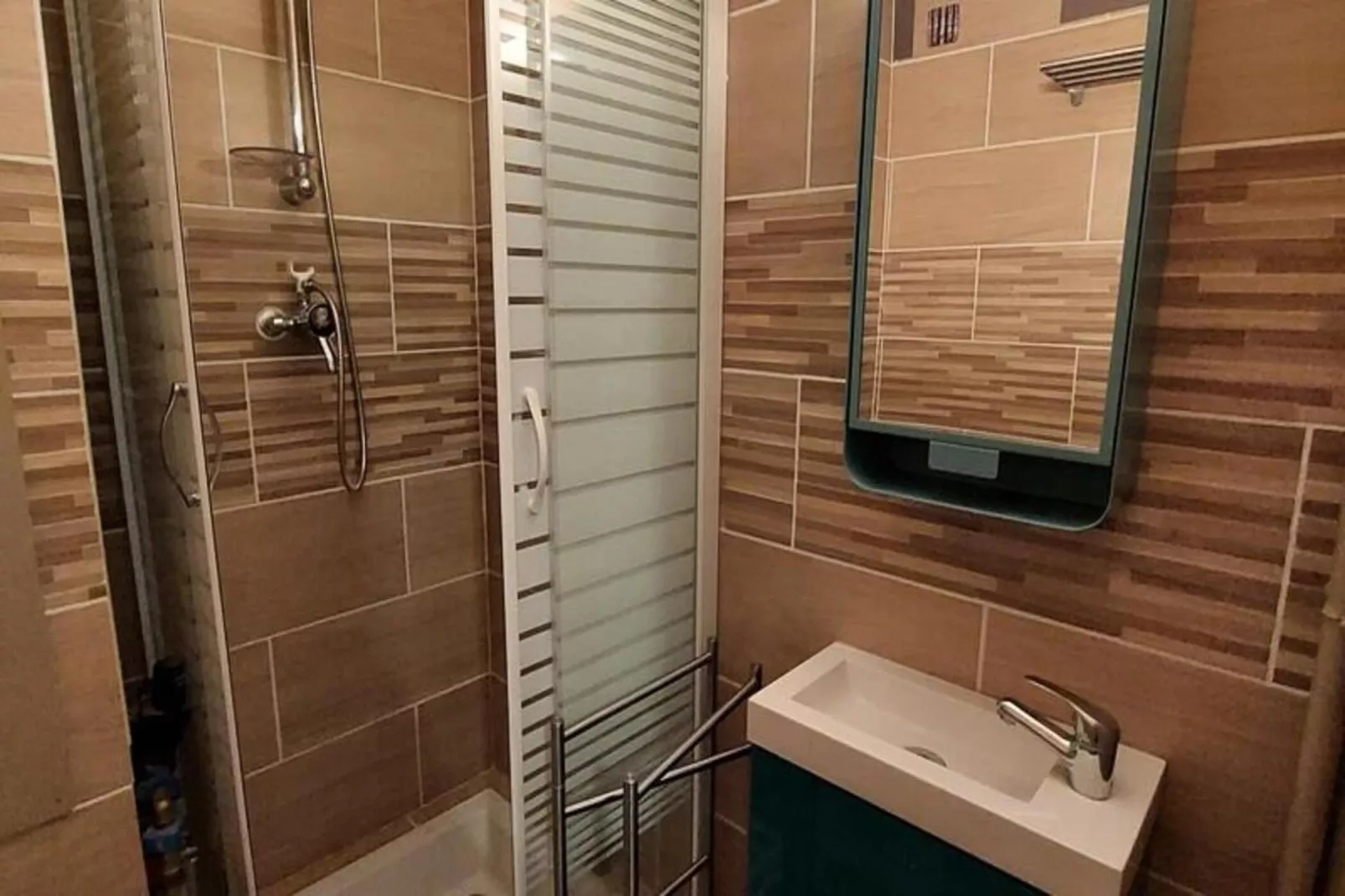 Résidence Cote Brune V-Badkamer