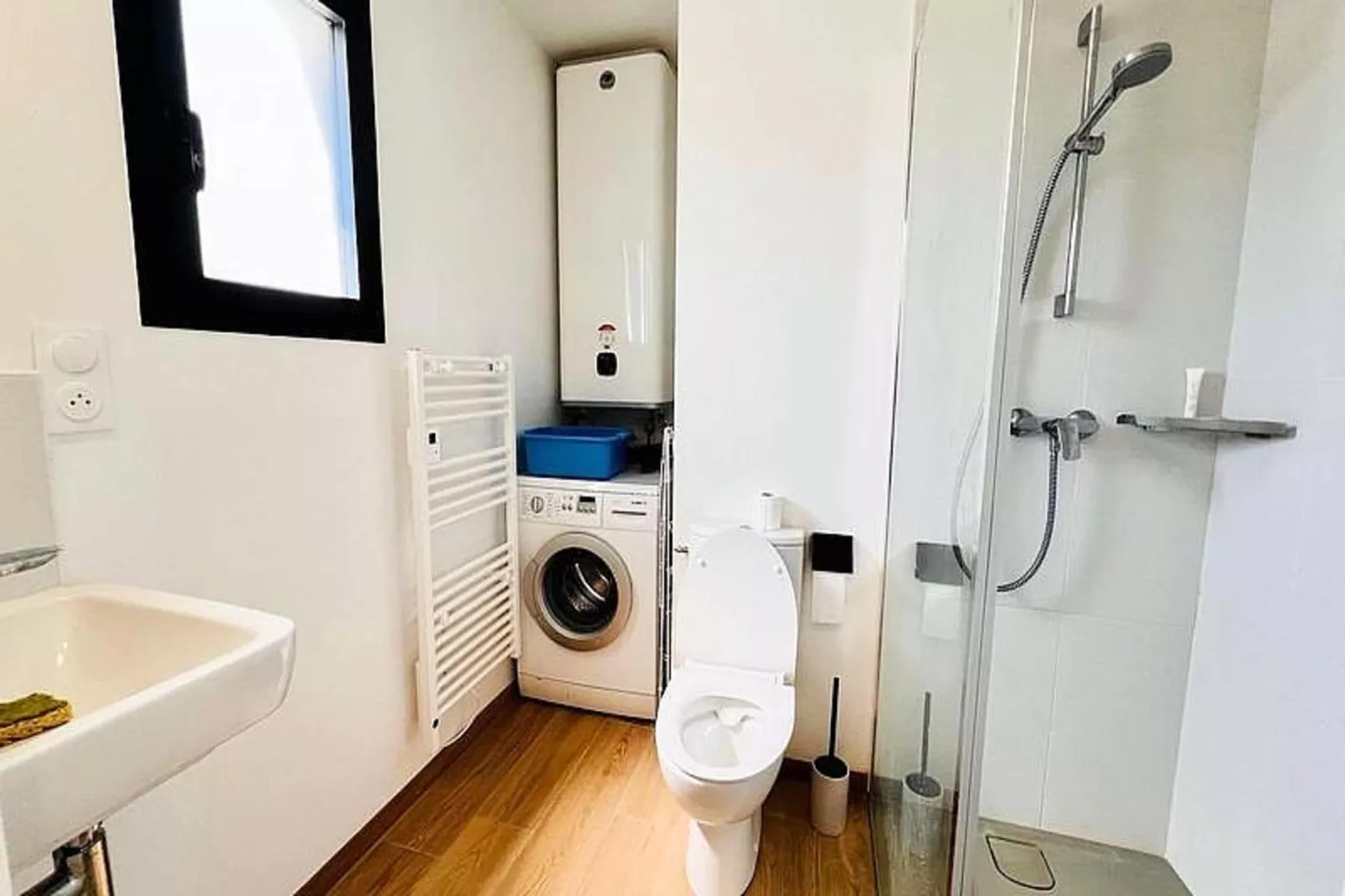 Résidence 20 Boulevard Anatole France-Badkamer