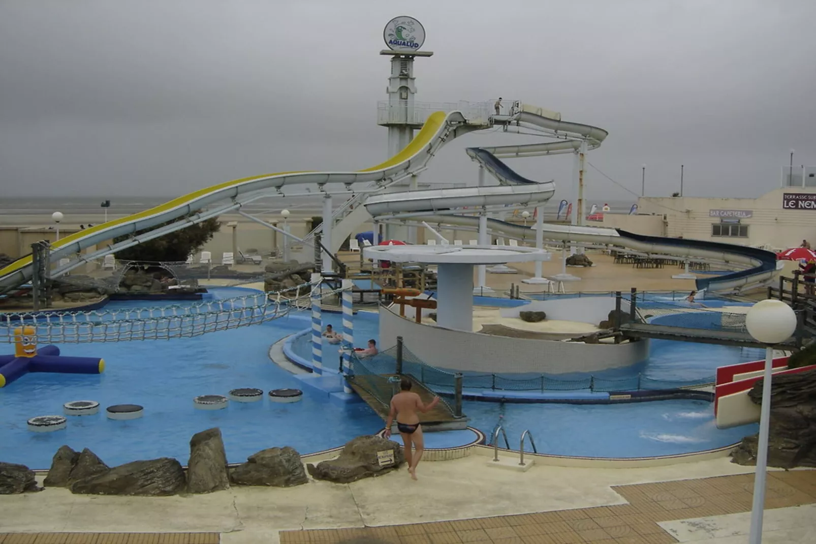 Résidence Appartement Pour 5 Pers Avec Piscine Tennis Et Parking Gratuit 227-Buitenkant zomer