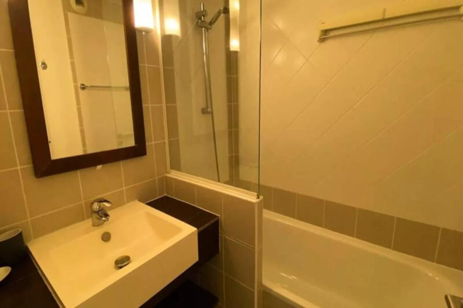 Résidence Tr&egrave;s Bel Appt 6 Pers Avec Piscine (sauf Janvier), Tennis Et Parking 202-Image-tags.