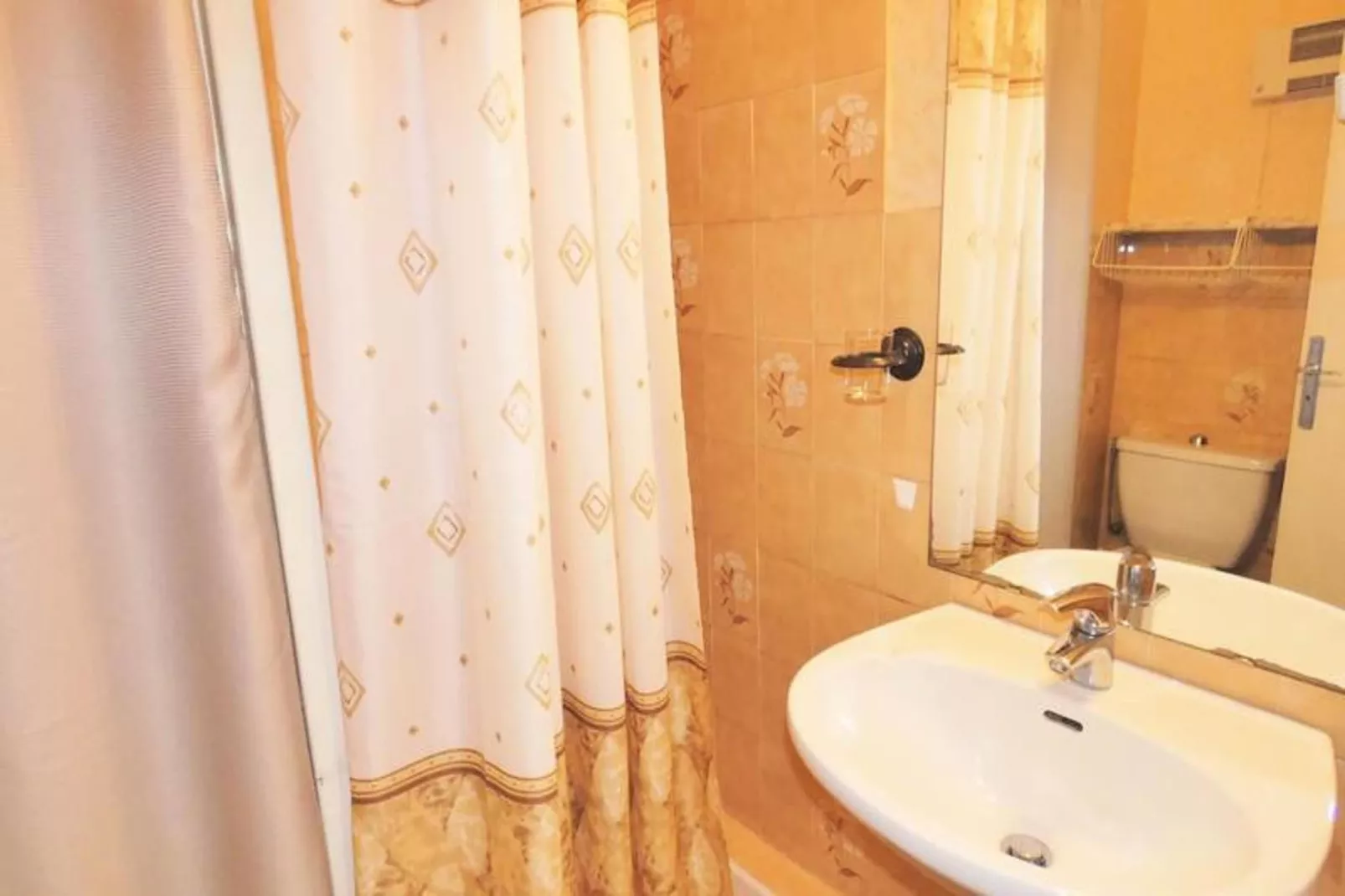 Résidence Le Chateau Durieux 4-Badkamer