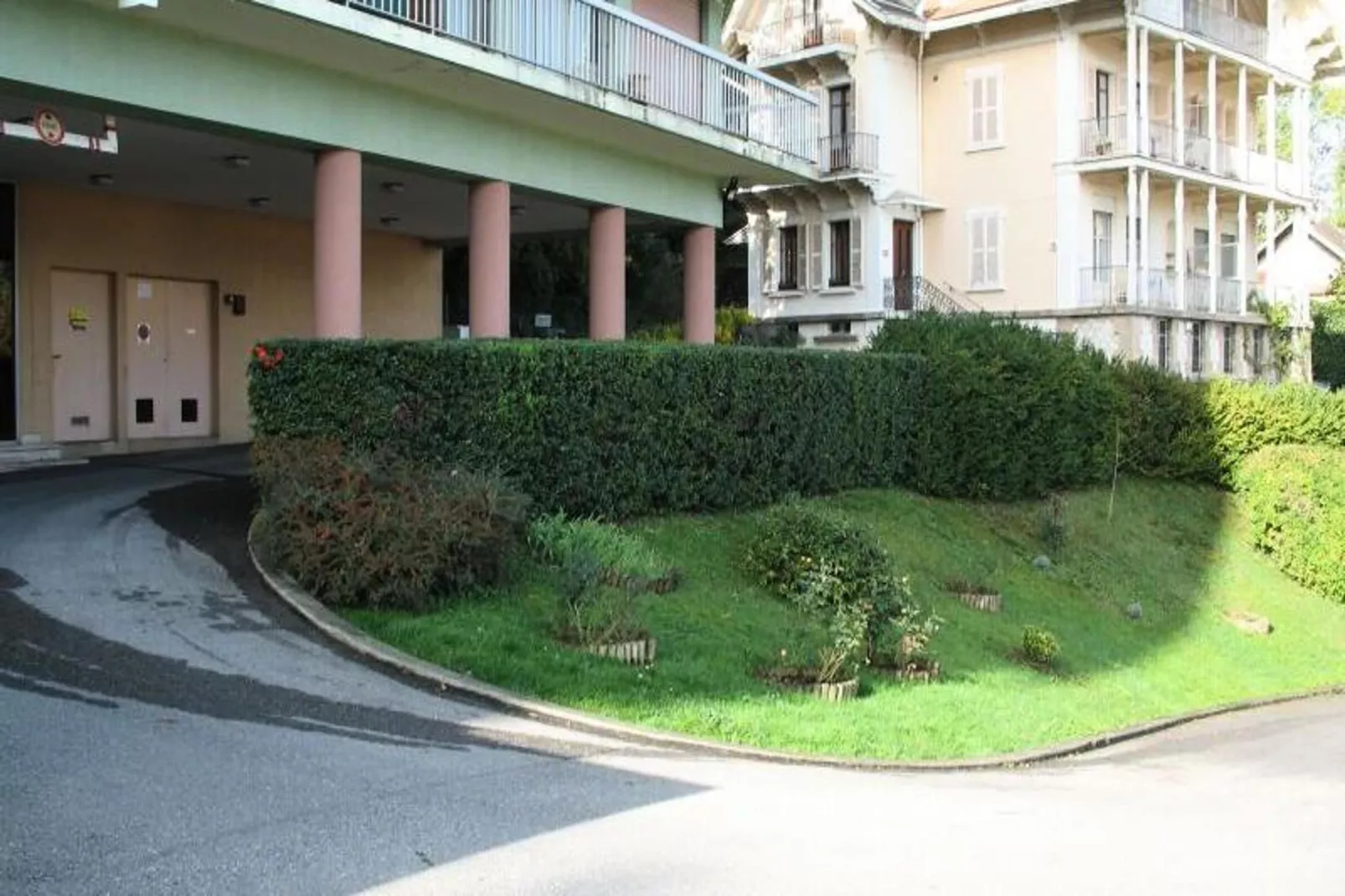 Résidence Le Cheverny-Tuinen zomer