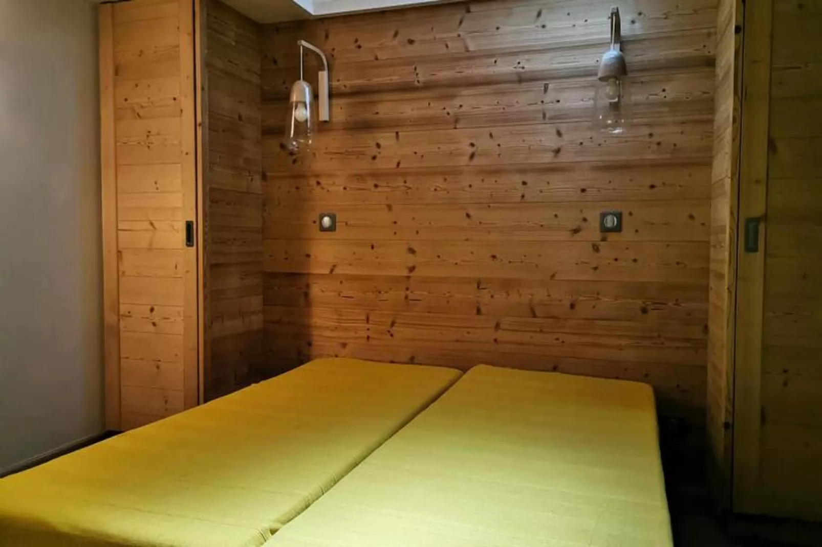 Résidence Lauziere Dessous-Slaapkamer