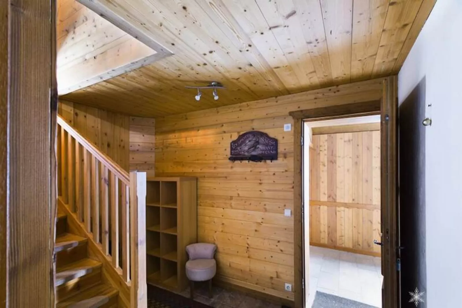 Chalet Le Kandahar-Image-tags.