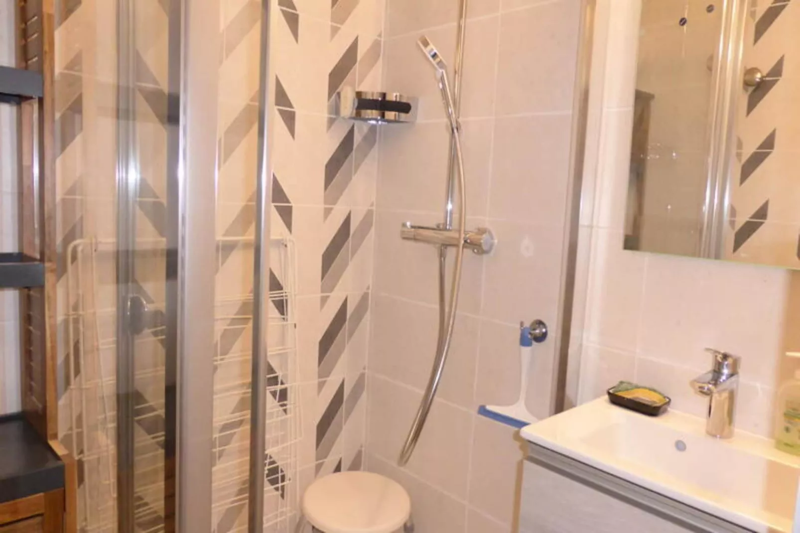 Résidence Pierres Blanches-Badkamer