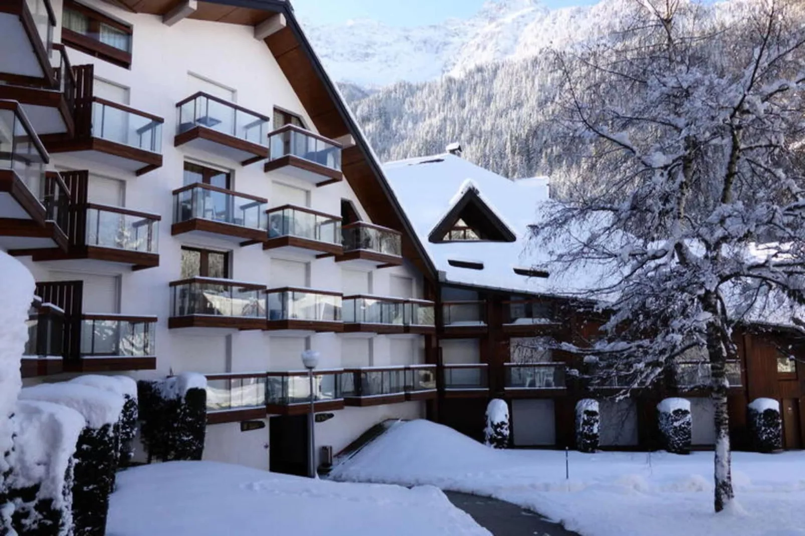 Résidence Borgia-Buitenkant zomer