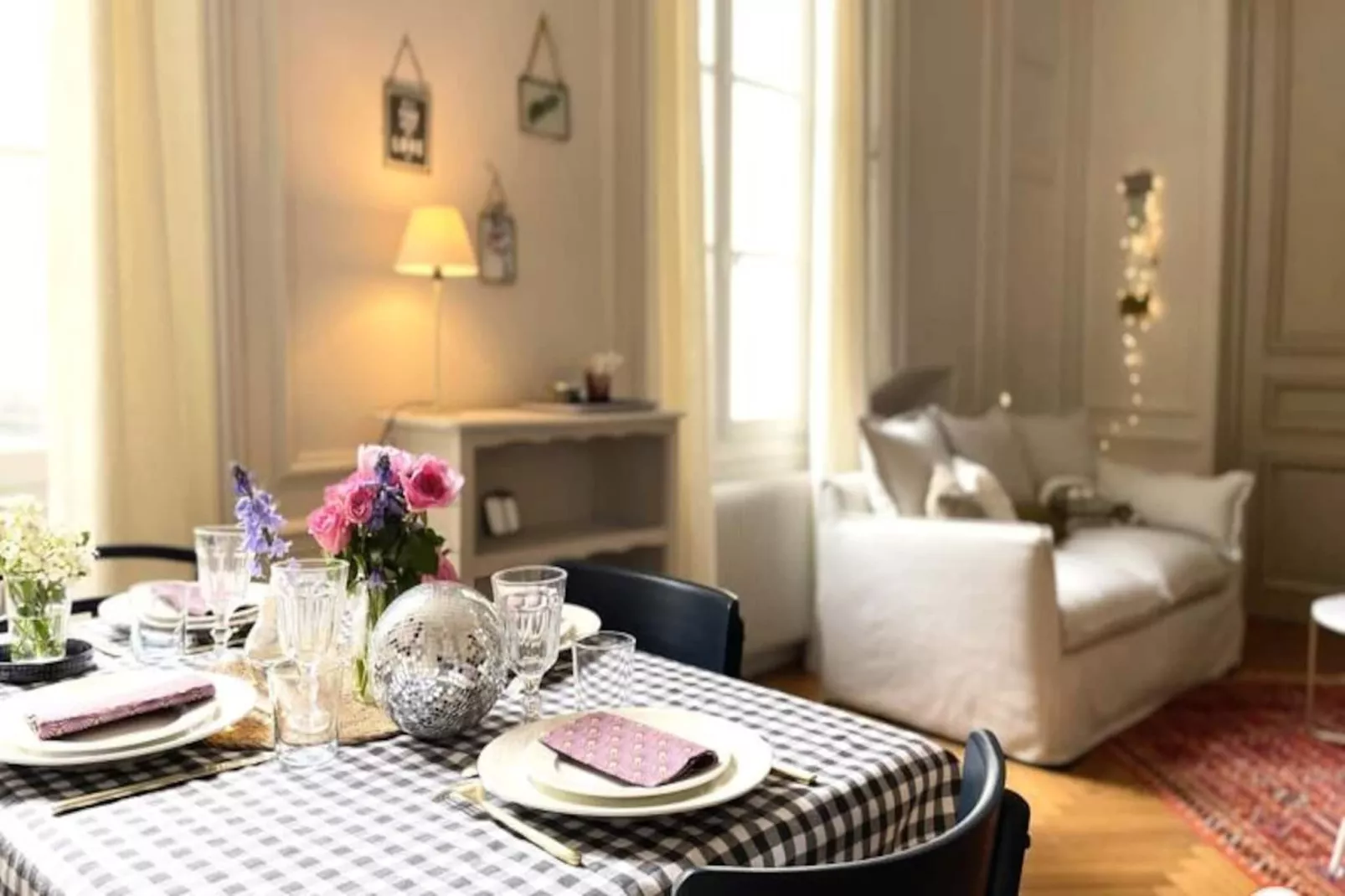 🌟 Le Crosne - Parking - Standing - Calme-Image-tags.