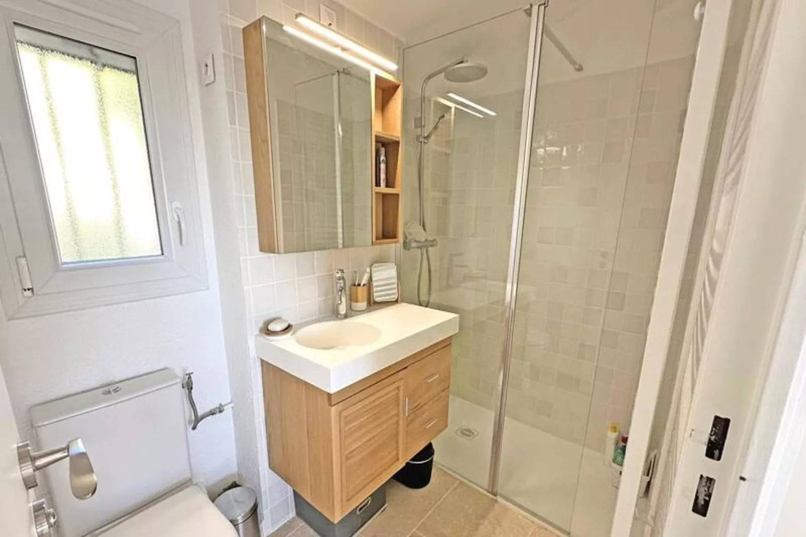 Résidence Bastides De Guerrevieille-Badkamer