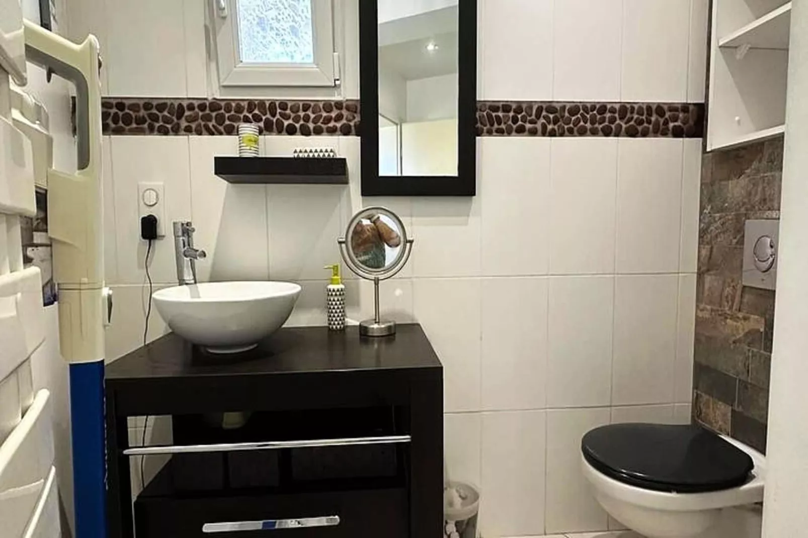 Résidence Rayolet-Badkamer