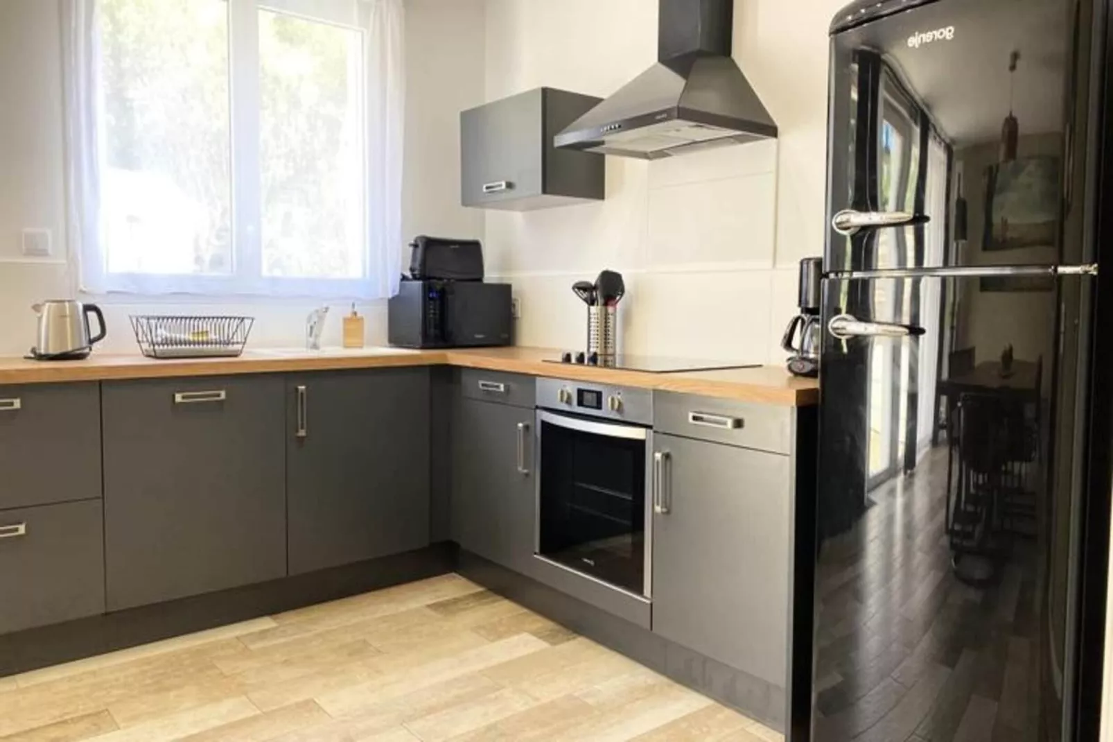 Villa Tanzanie - Domaine Le Sherwood-Buitenkant zomer