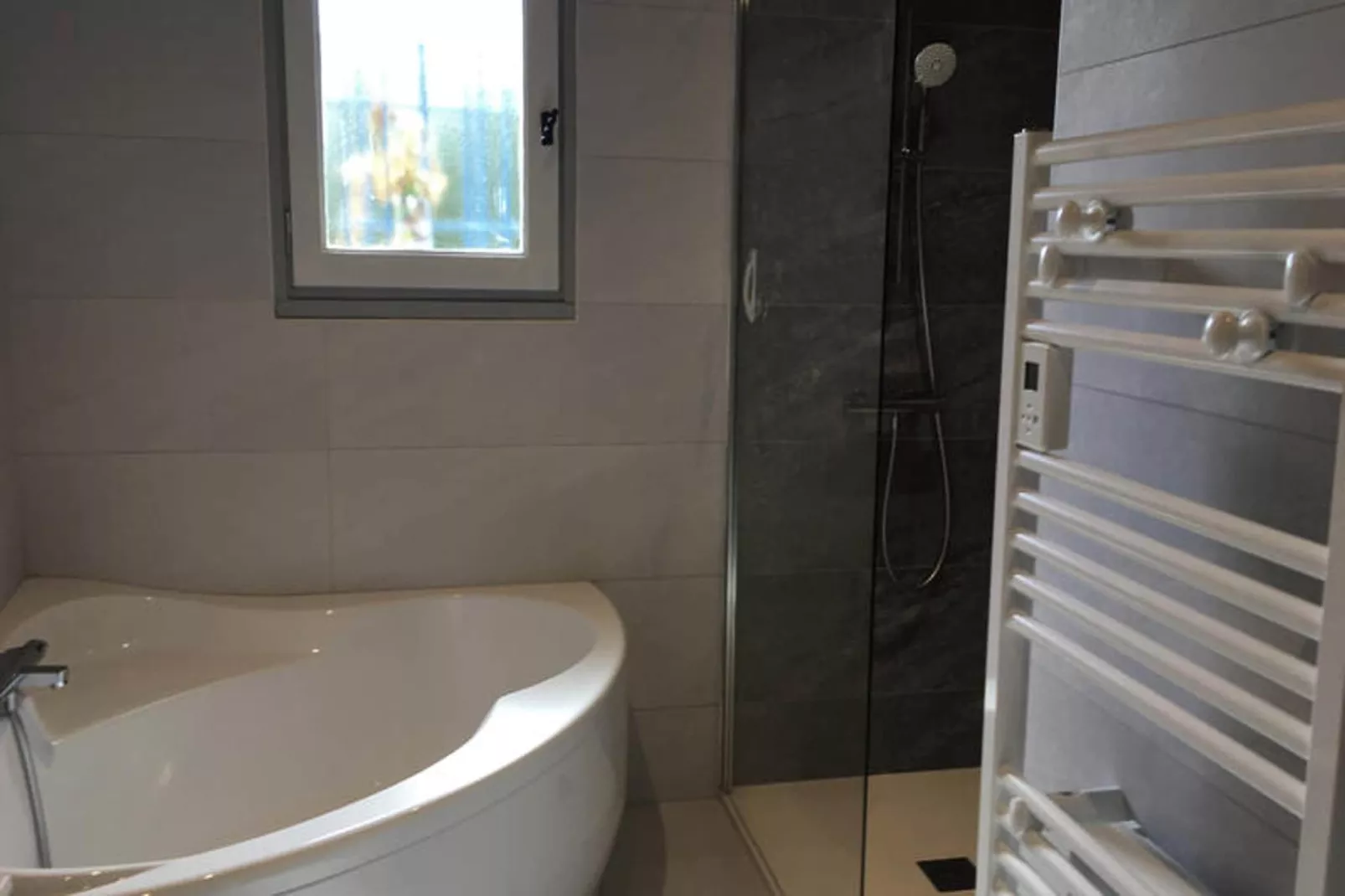 Maison à Saint-Hilaire-de-Riez-Badkamer