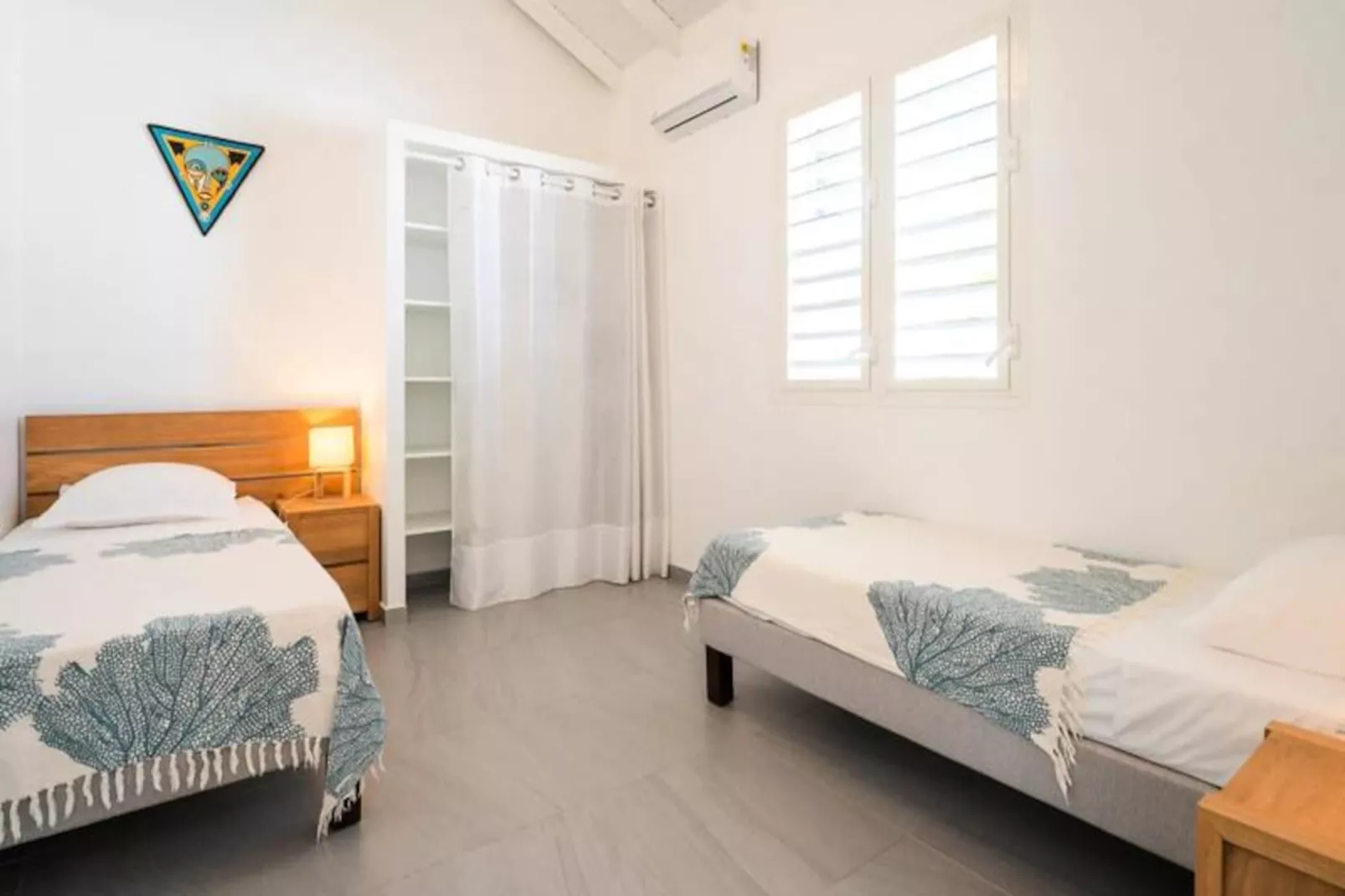 Villa Colibri-Image-tags.