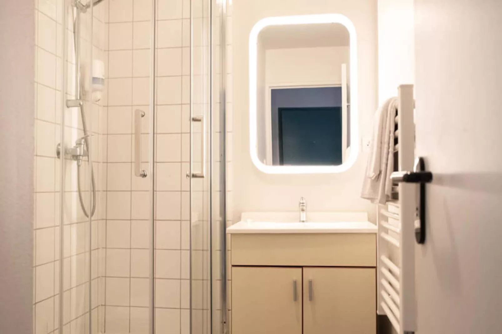 Appart'Hôtel Brest-Image-tags.