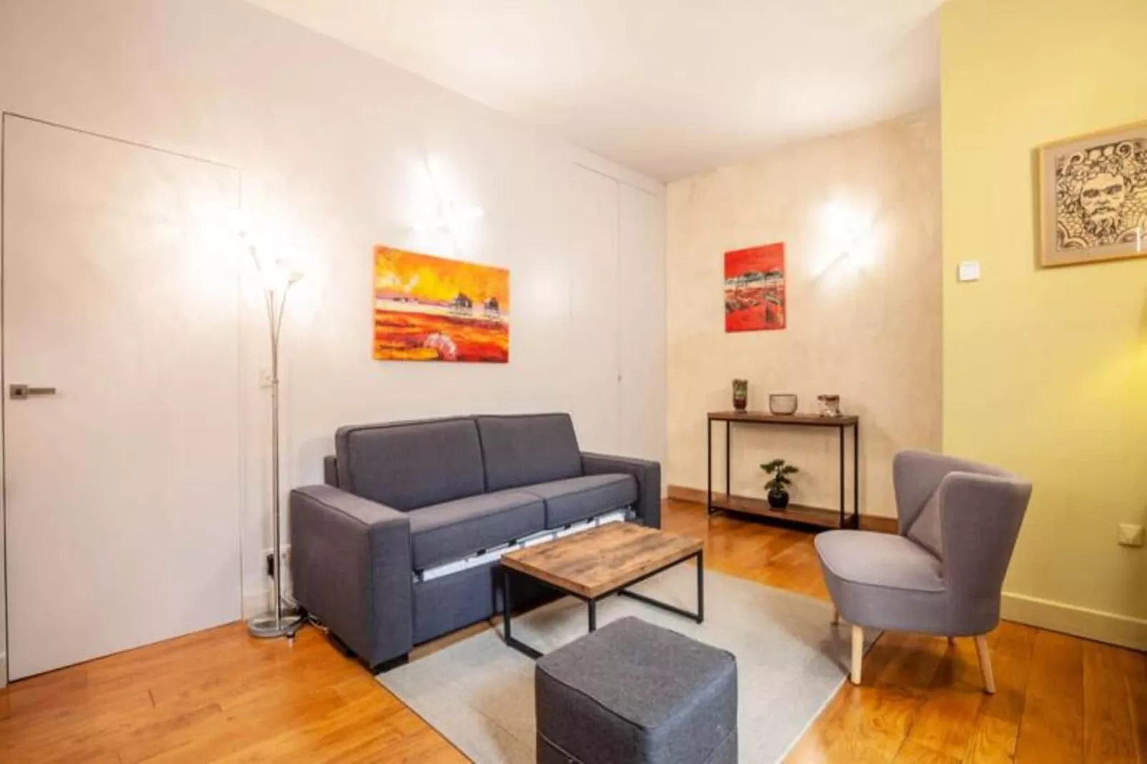 Superbe Appartement &agrave; La Belle Pierre Pour 4 Dans La Rue Des Antiquaires-Buitenkant zomer