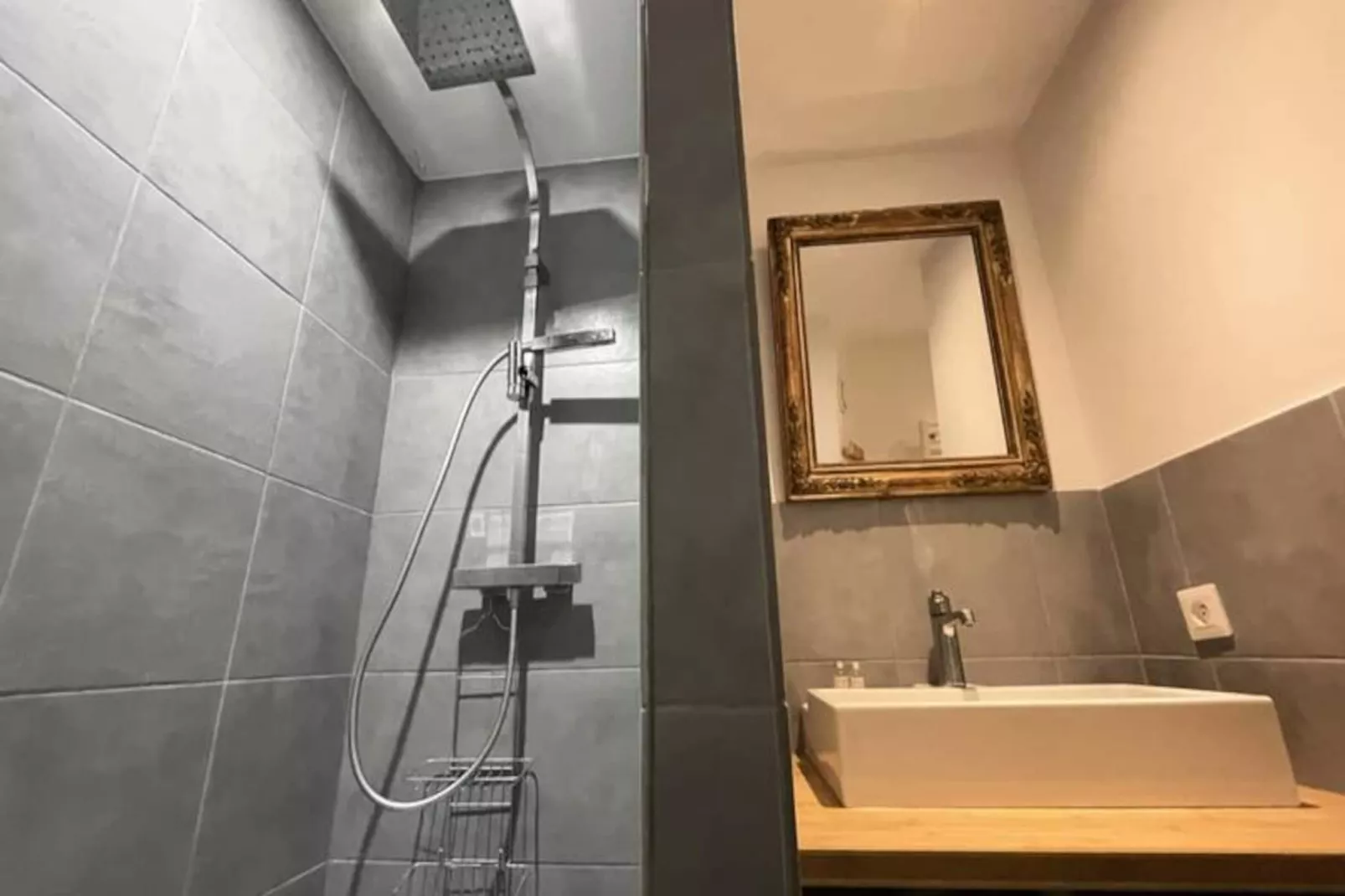 Superbe Appartement Joliment D&eacute;cor&eacute; Pour 4 P Sur Les Quais De Bordeaux-Image-tags.