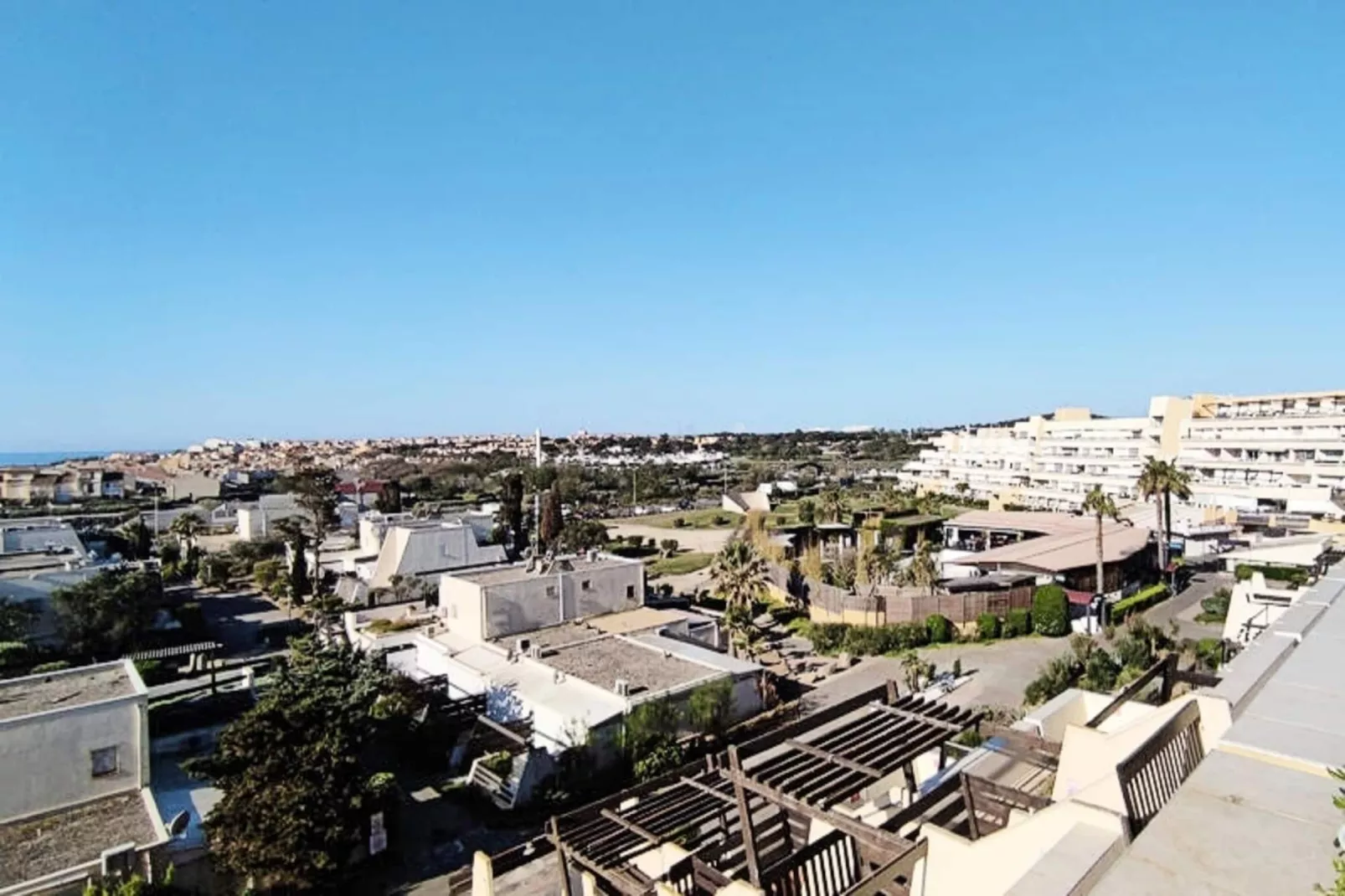 Résidence NATURISTE PORT NATURE-Uitzicht zomer