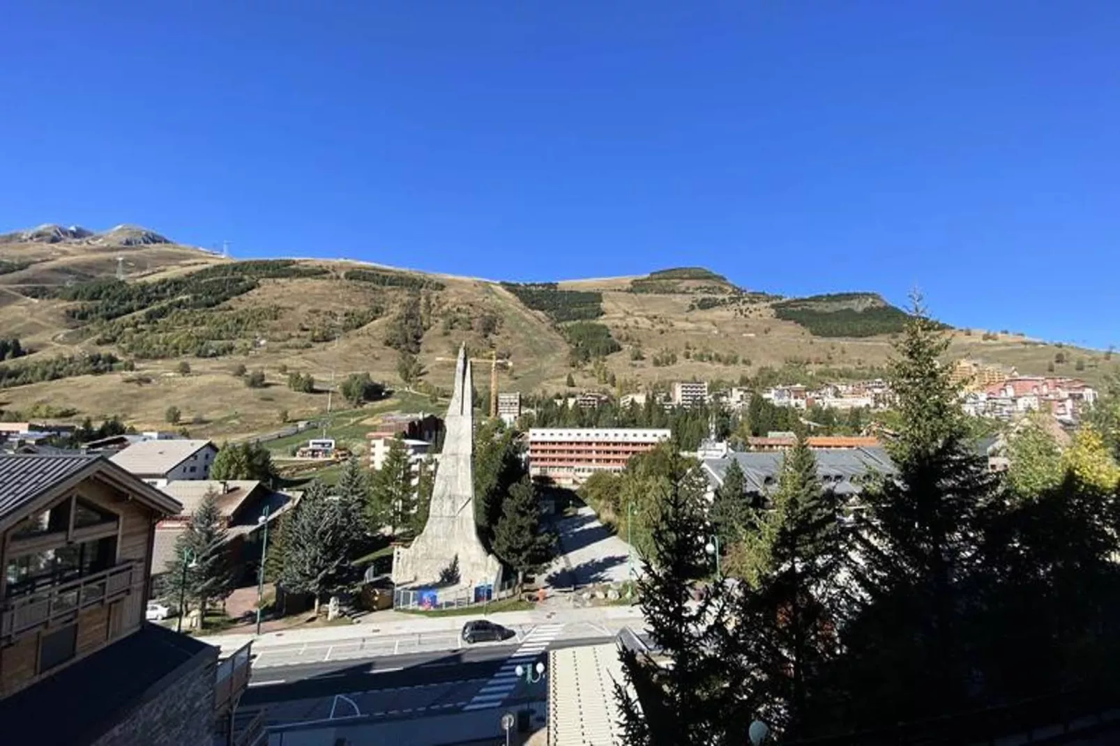 Résidence Grande Chaume-Uitzicht zomer