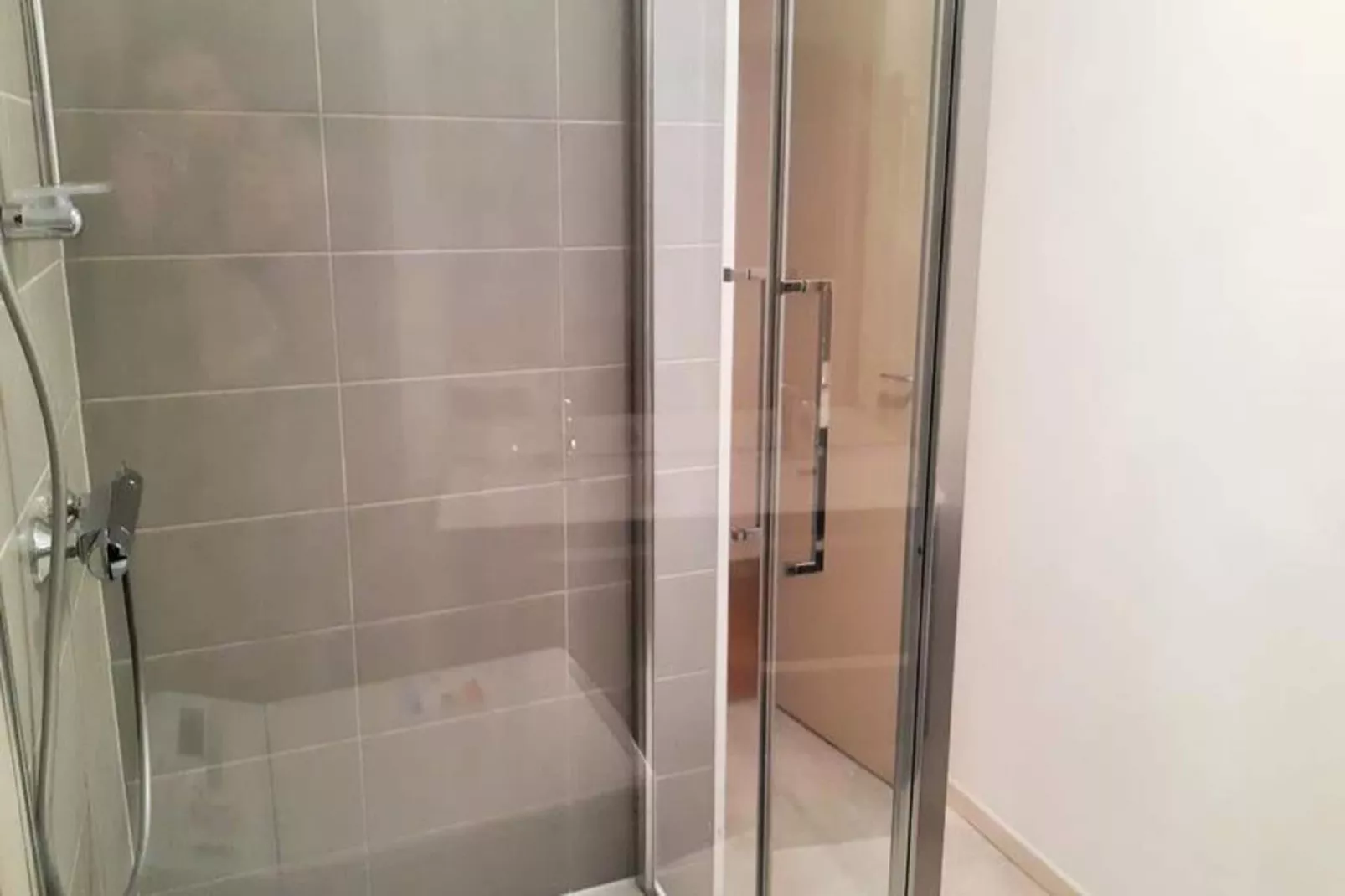 Résidence Tyrol-Badkamer