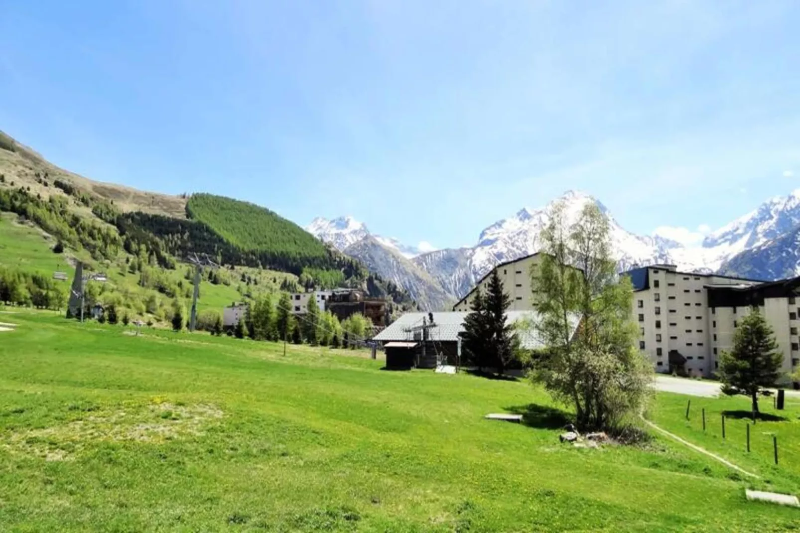 Résidence Viking-Uitzicht zomer