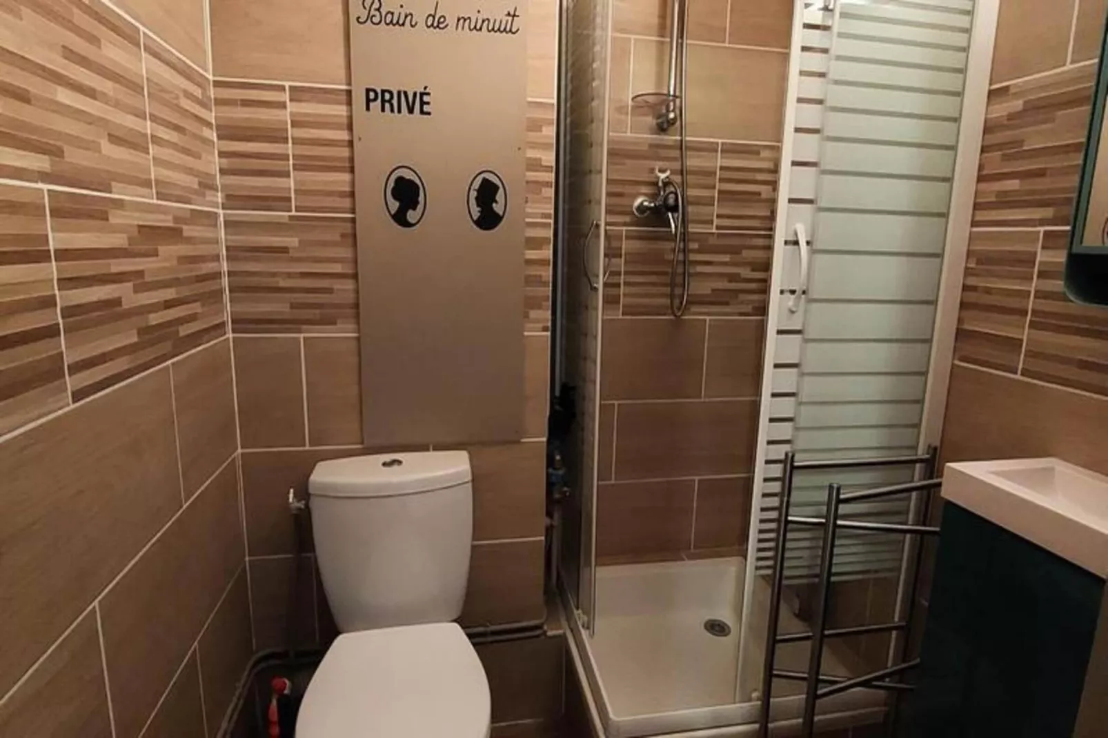 Résidence Cote Brune V-Badkamer