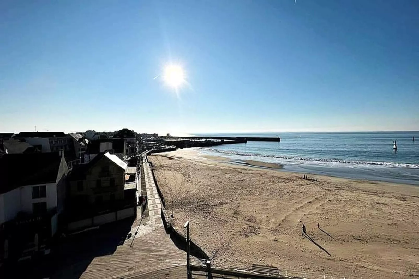 Résidence Dauphins-Uitzicht zomer