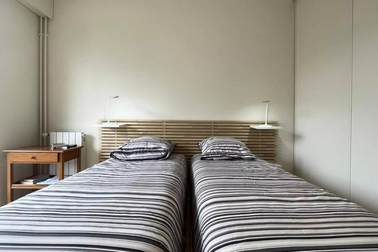 Superbe Appartement Avec Balcon, Garage, 3ch, &agrave; 5min De La Plage-Slaapkamer