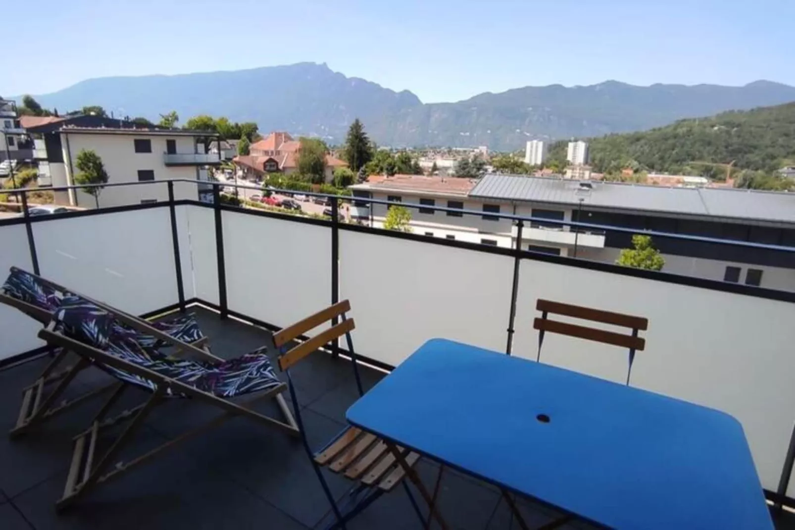 Confortable T3 Avec Terrasse Et Garage !-Terrasbalkon