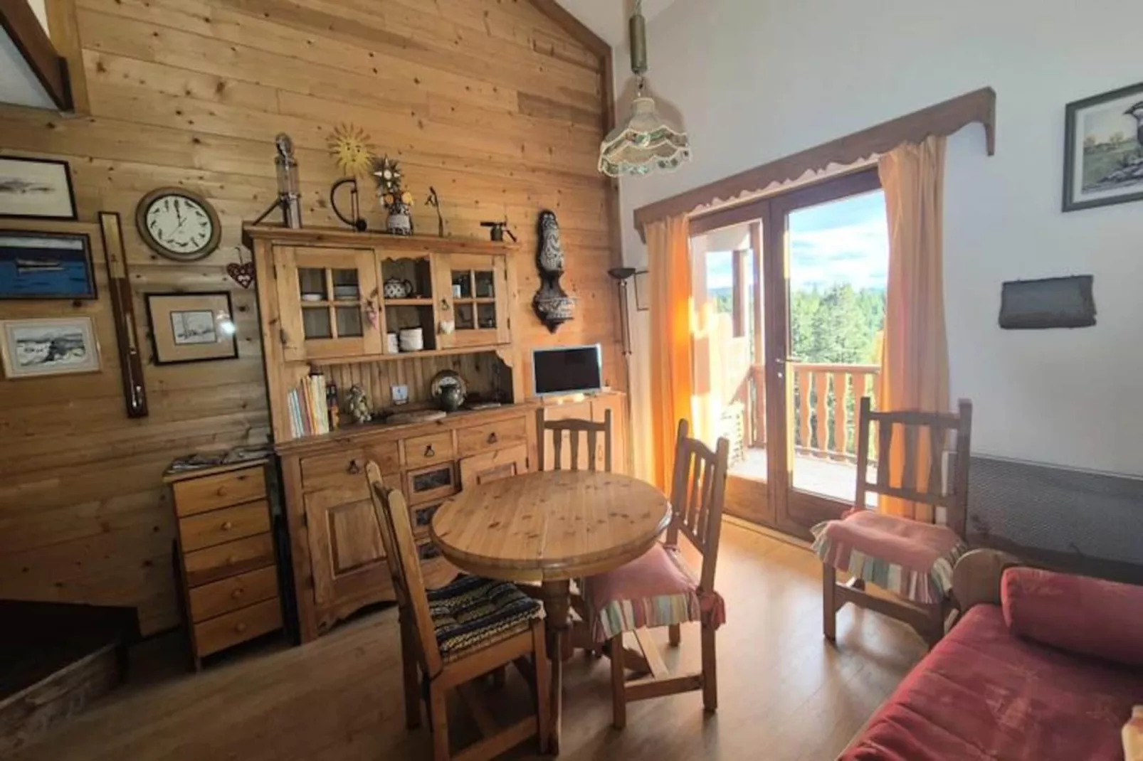 Appartement Familial Au Revard, Vue Sur Le Jardin D'enfant Et Pistes-Image-tags.