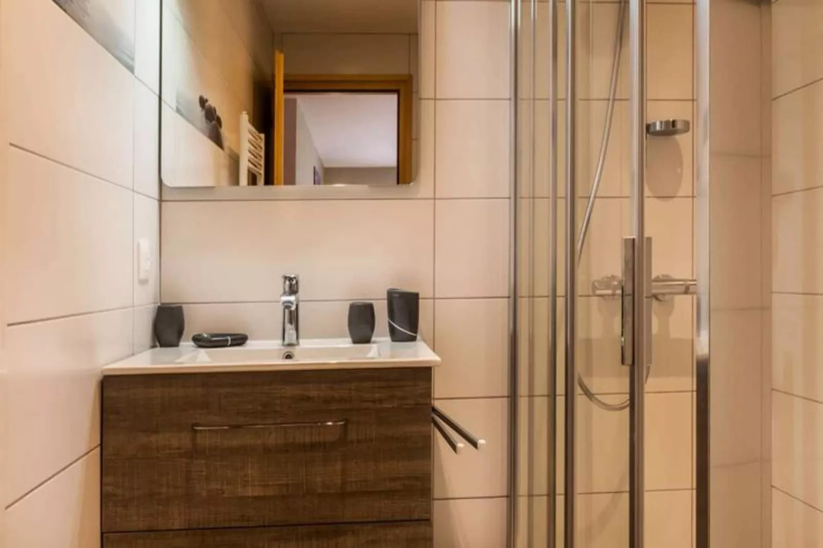 Résidence La Ruche-Badkamer